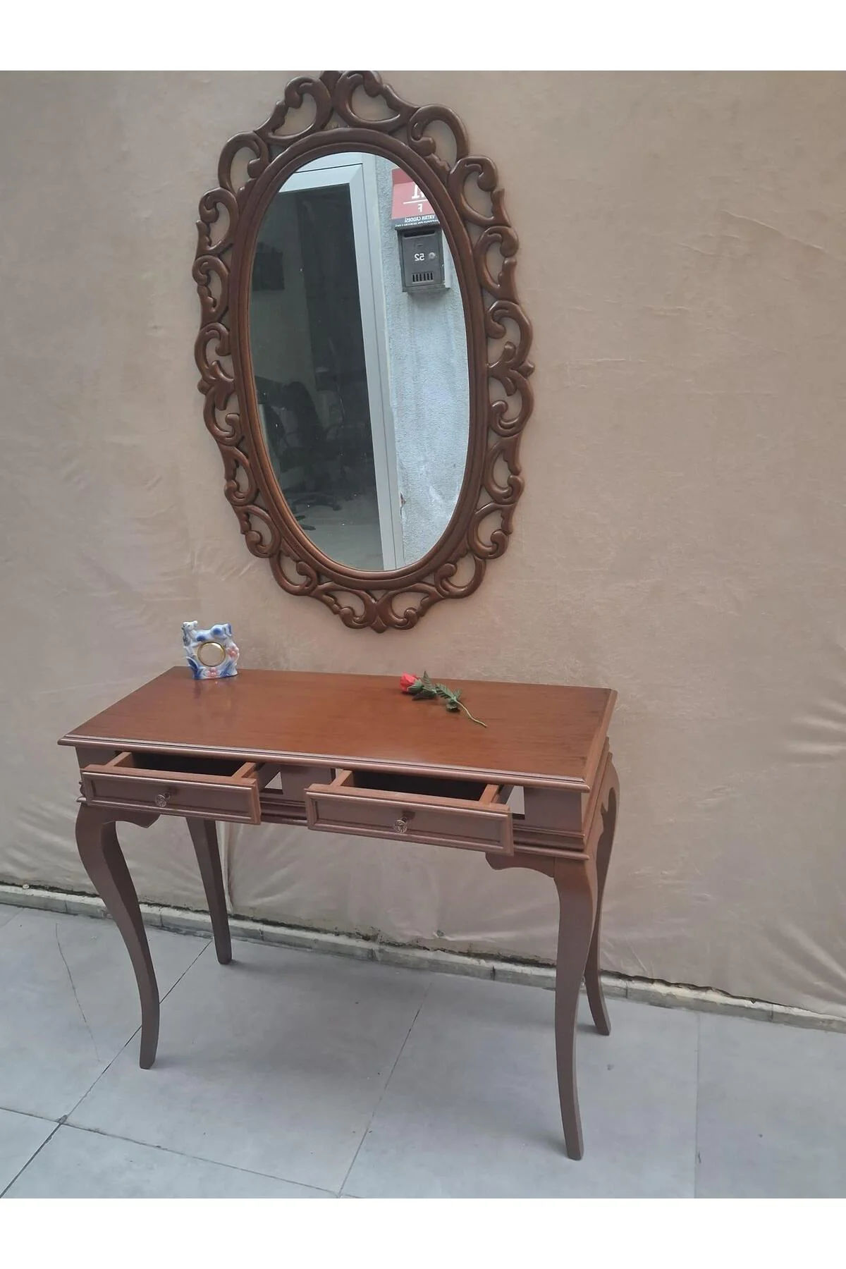 Dresuar ST 90599 Çift Çekmece Oval Ayna Rustik Aslan Ayak Kayın Kaplam Ceviz Renk - Görsel 4