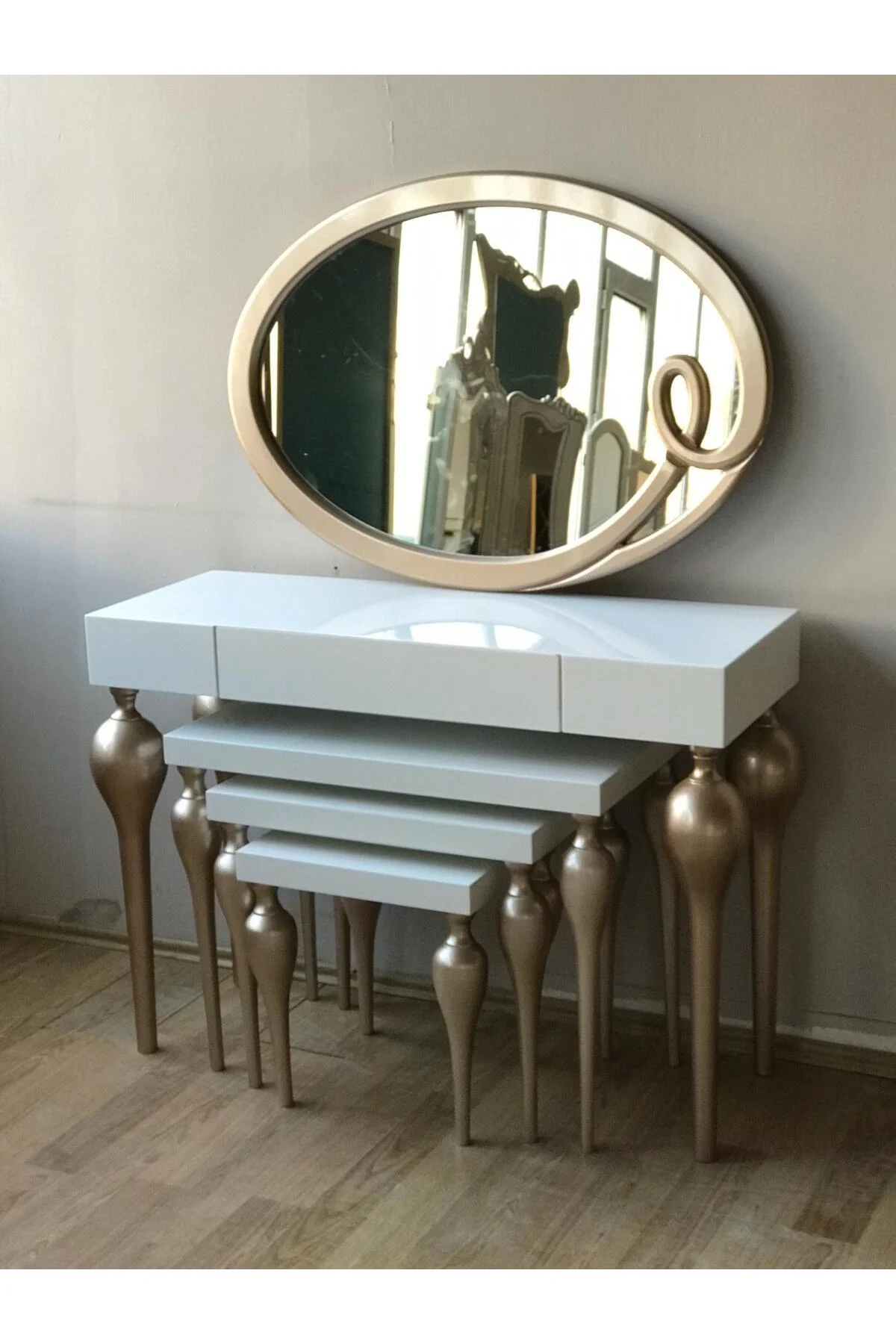 Dresuar-Zigon ST 18186 Tombul İmza Oval ayna Kayın MDF ayak Tabla GOLDBeyaz UYUM Dresuar-Zigon ST 18186 Tombul İmza Oval ayna Kayın MDF ayak Tabla GOLDBeyaz UYUM - Görsel 5