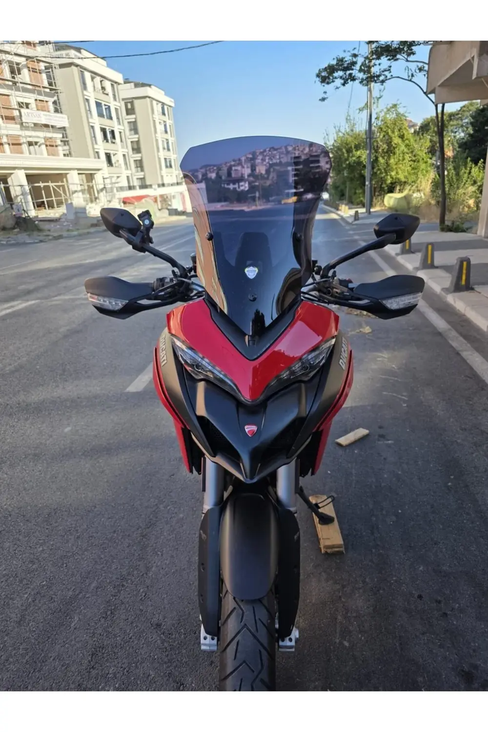Ducati Multistrada V2 Ön Cam 2022-2025 Model 60cm Siyah Renkli 4m