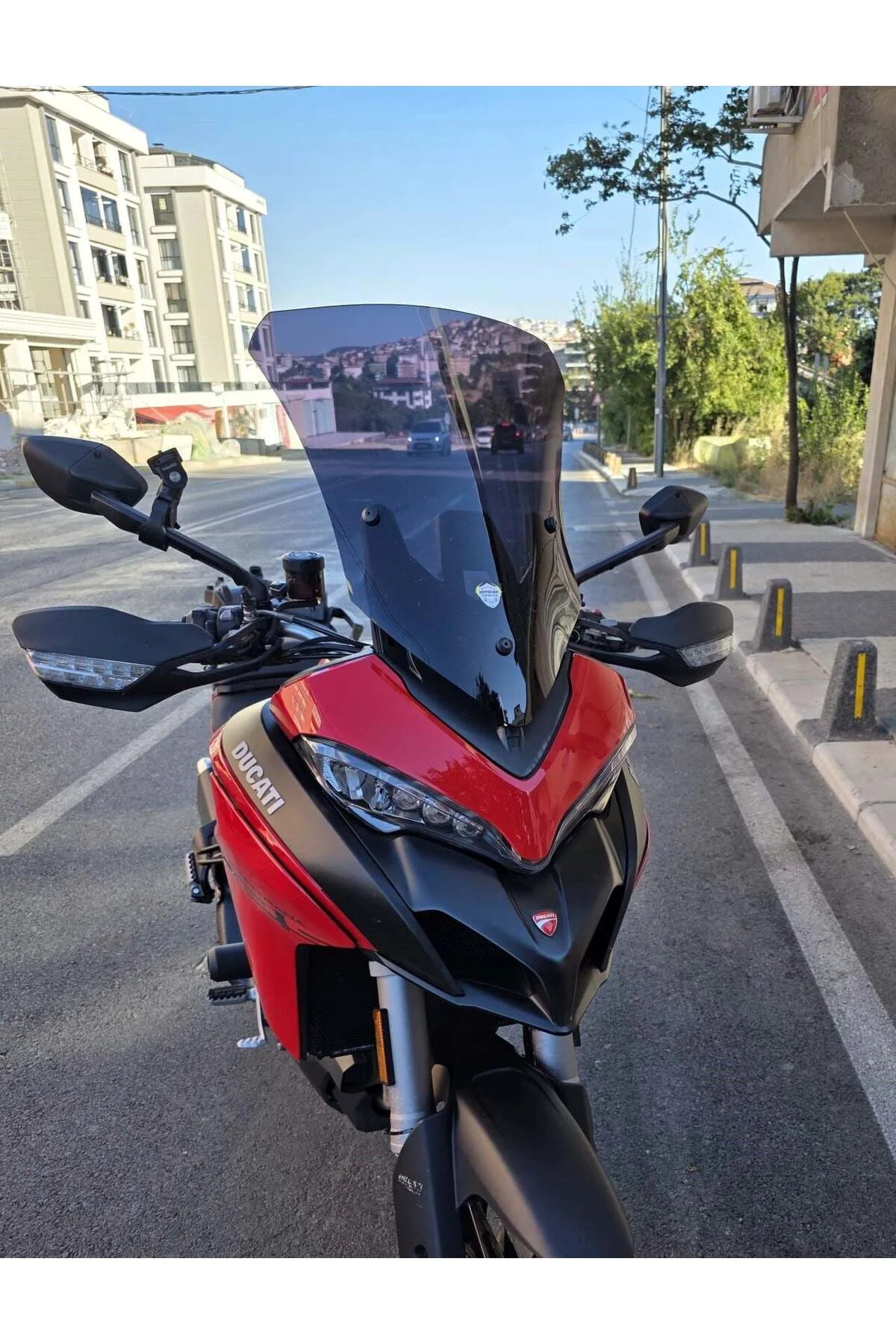 Ducati Multistrada V2 Ön Cam 2022-2026 Model 60cm Siyah Renkli 4m
