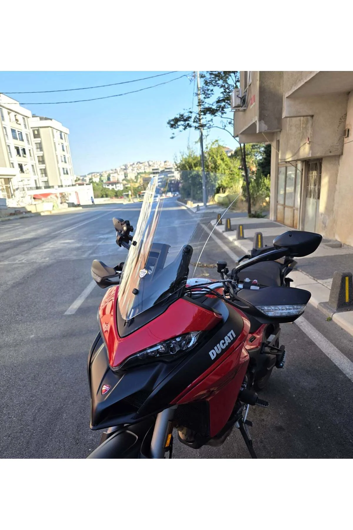 Ducati Multistrada V2 Ön Cam 2022-2026 Model 60cm Şeffaf Renkli 4