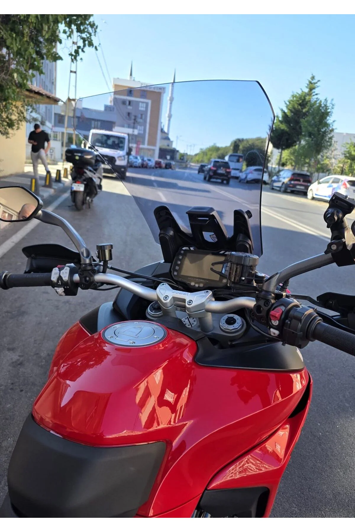 Ducati Multistrada V2 Ön Cam 2022-2026 Model 60cm Füme Renkli 4mm