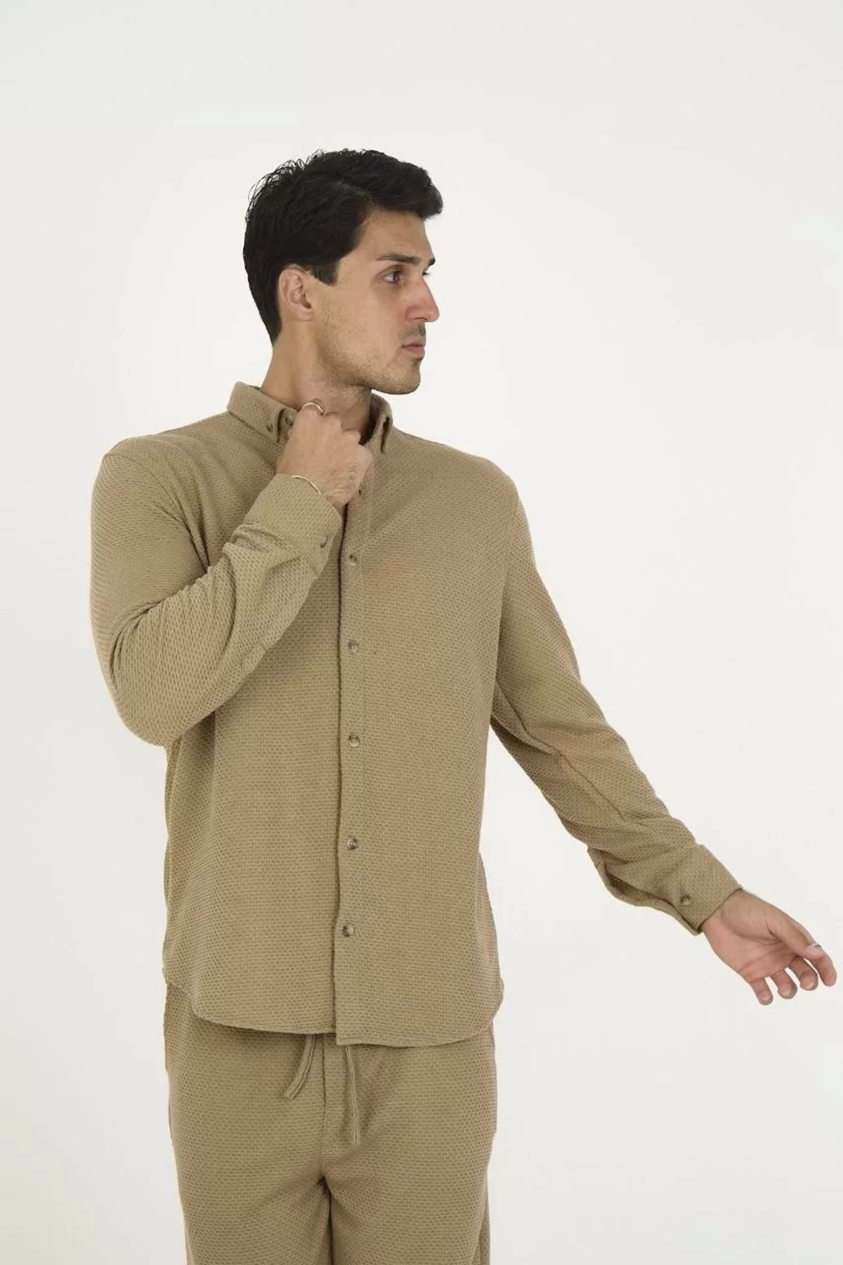 Asturias Düğmeli Tam Kalıp Uzun Kol Jakar Gömlek - Kahverengi