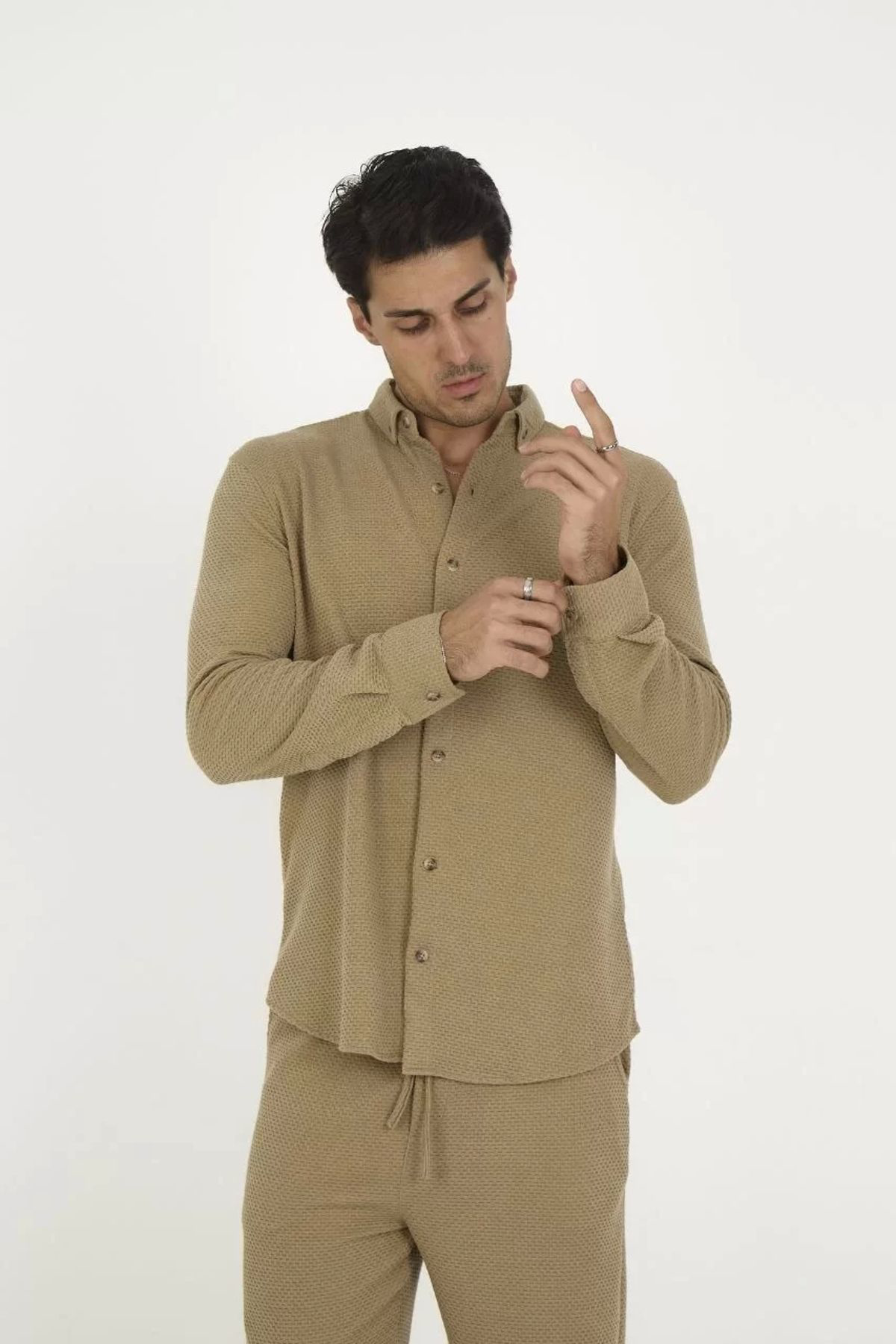 Asturias Düğmeli Tam Kalıp Uzun Kol Jakar Gömlek - Kahverengi
