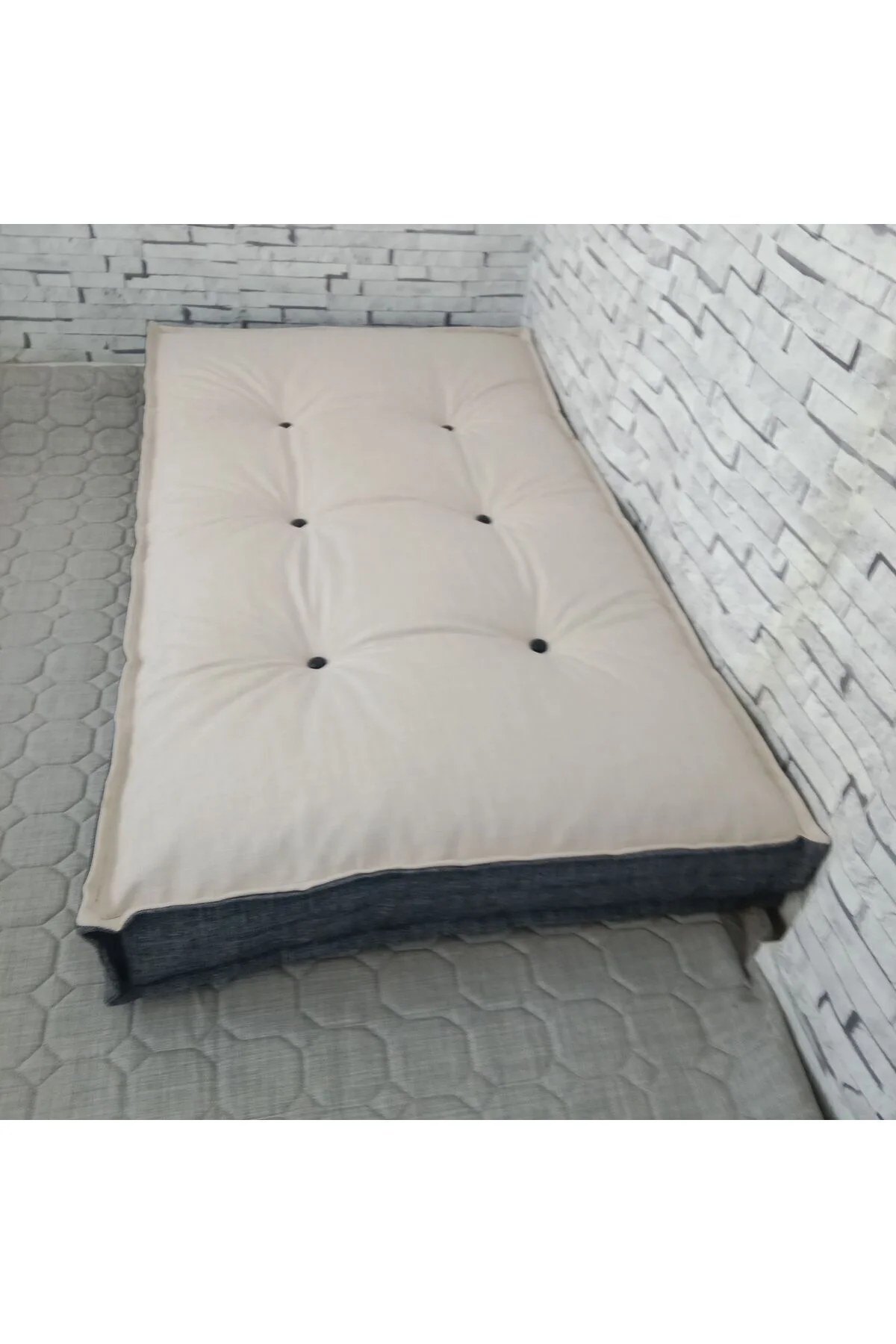 Düğmeli Yer Minderi 60x120