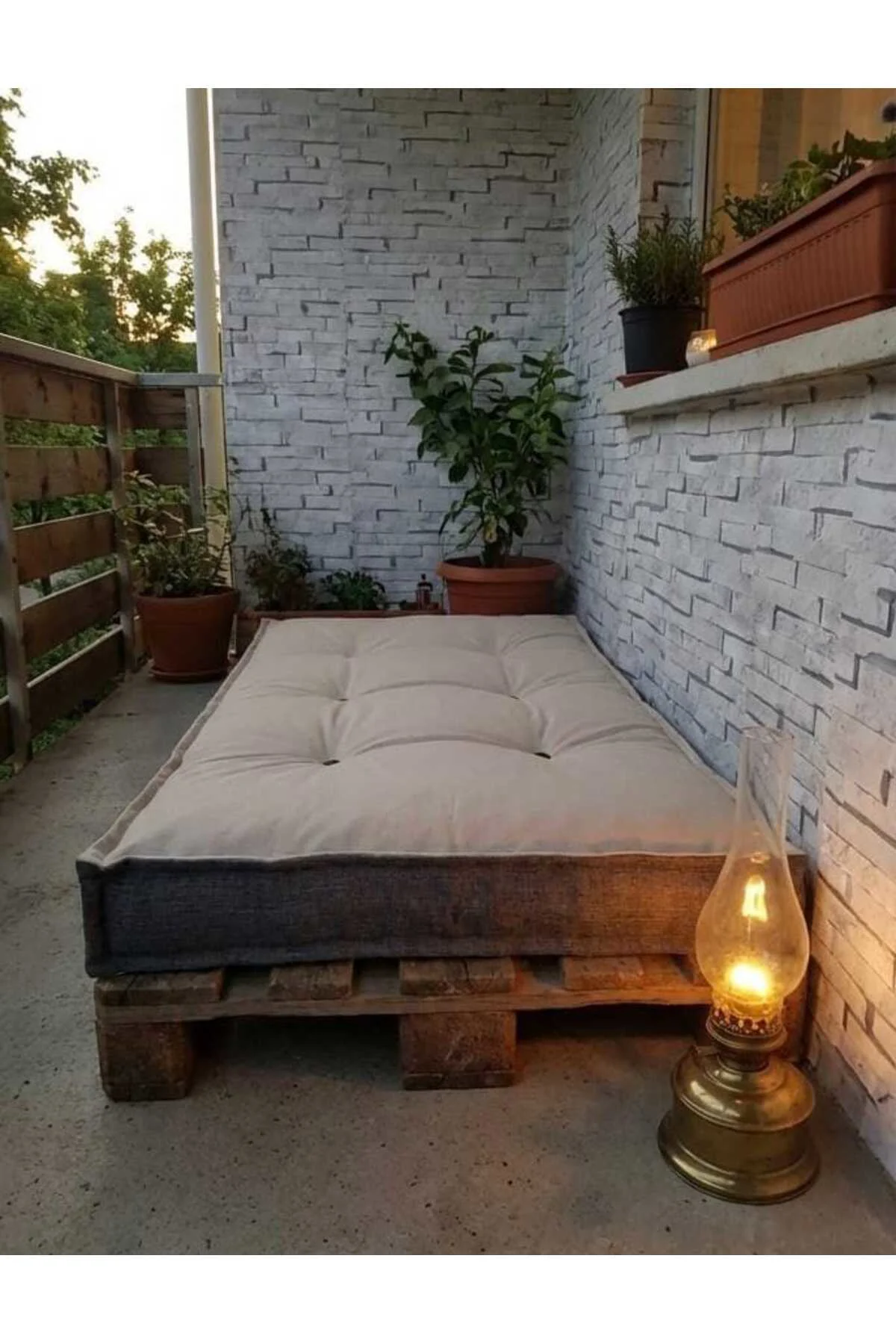 Düğmeli Yer Minderi 60x120