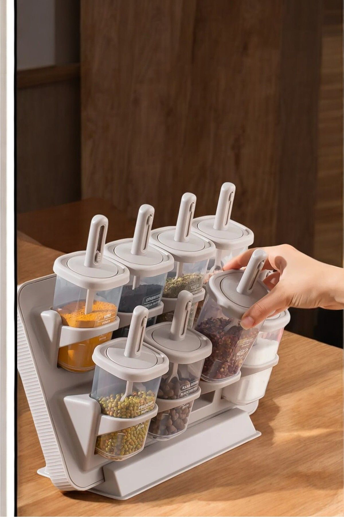 Ferah Plastik Duvara Monteli 8 Li Kaşikli Baharatlik Standi Standli 8 Li Bahara