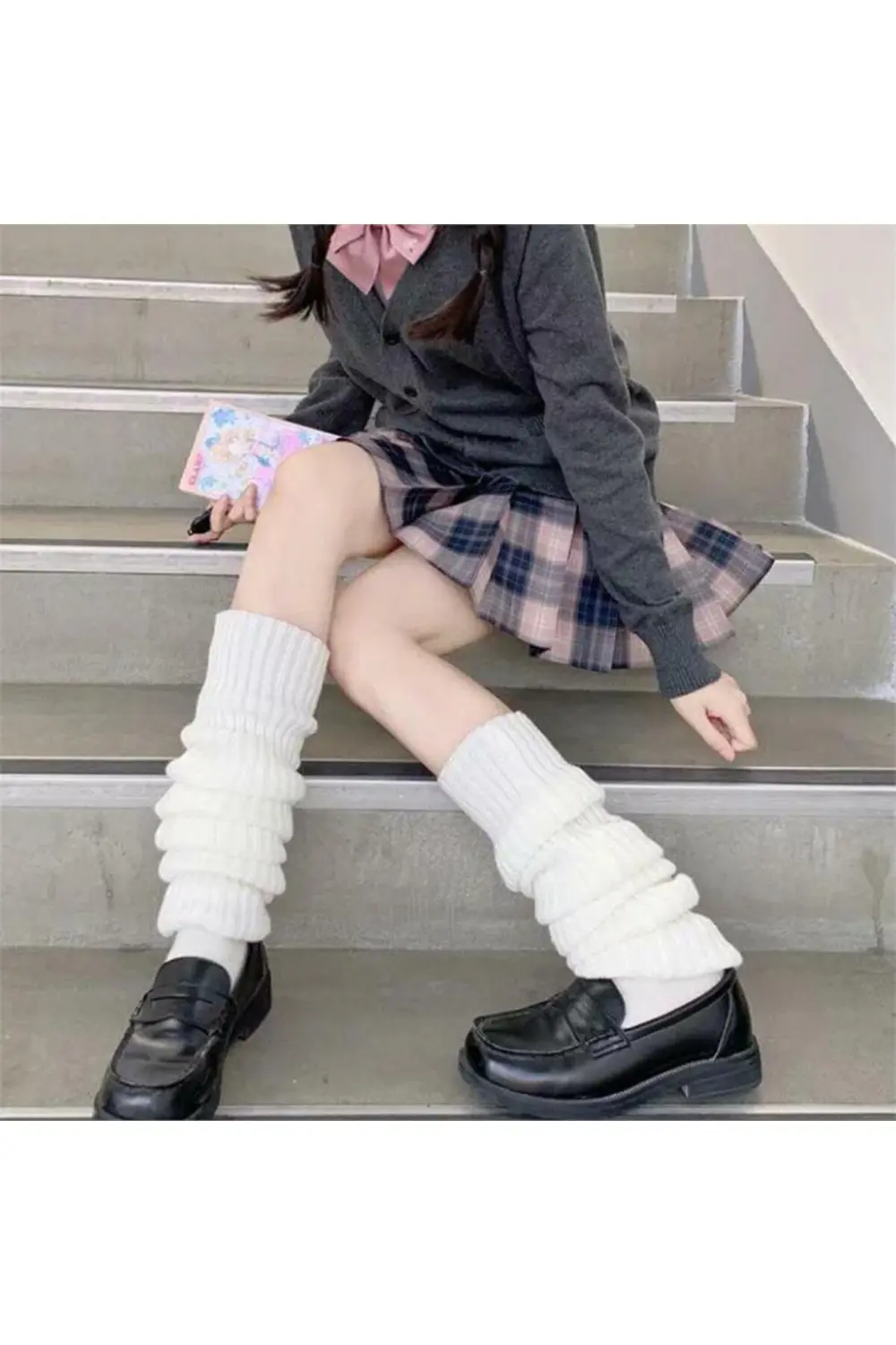 Düz Beyaz Kışlık Kalın Bol Tozluk