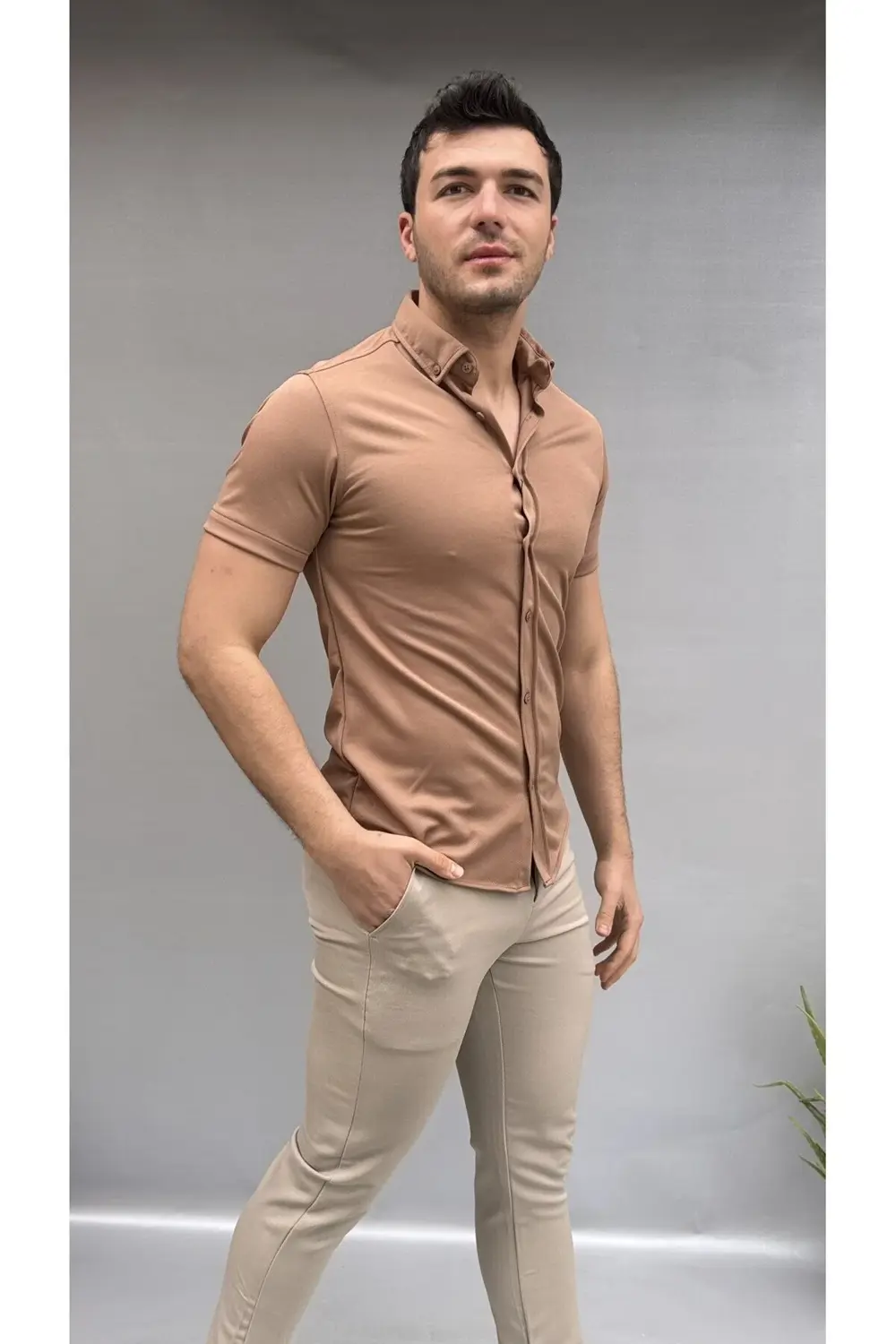 Düz Slim Fit Kısa Kol Gömlek