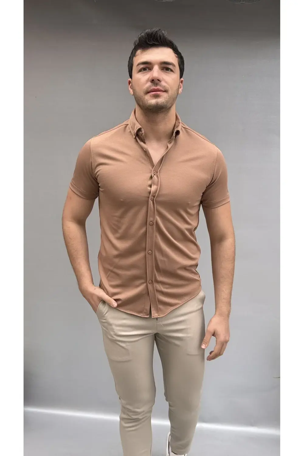 Düz Slim Fit Kısa Kol Gömlek