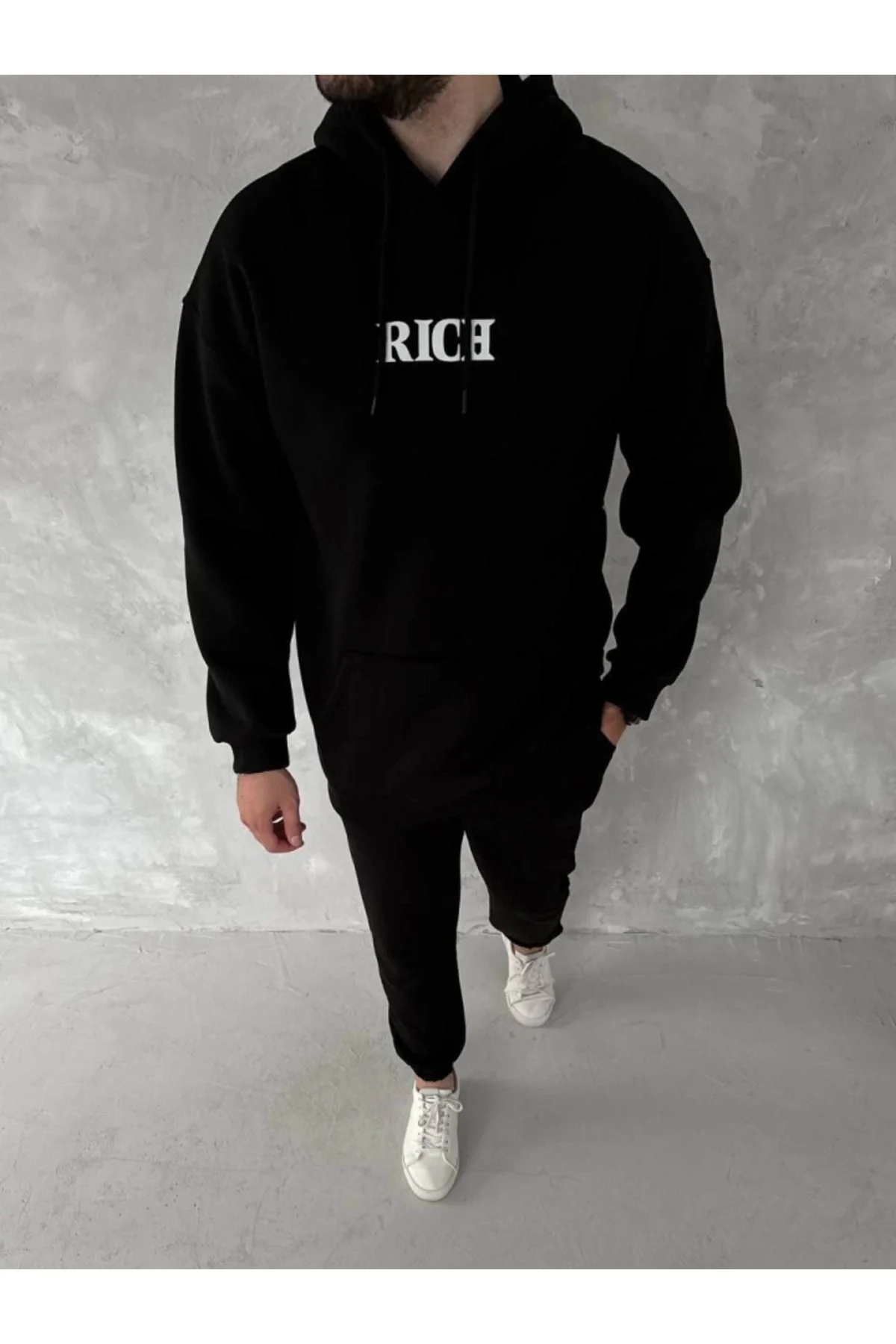 DVR KOZMETİK Uzun Kol Kapşonlu Göğüs Baskılı SweatShirt - Siyah