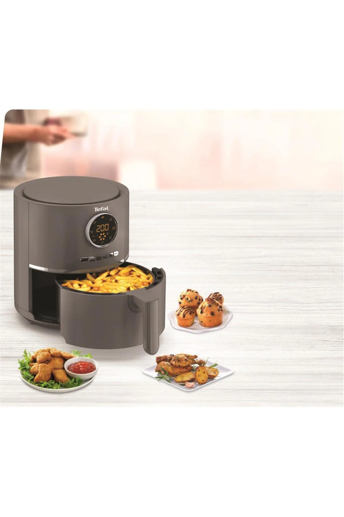 Easy Fry Ultra 8 Programlı Az Yağlı Fritöz - 4,2 Litre Easy Fry Ultra 8 Programlı Az Yağlı Fritöz - 4,2 Litre
