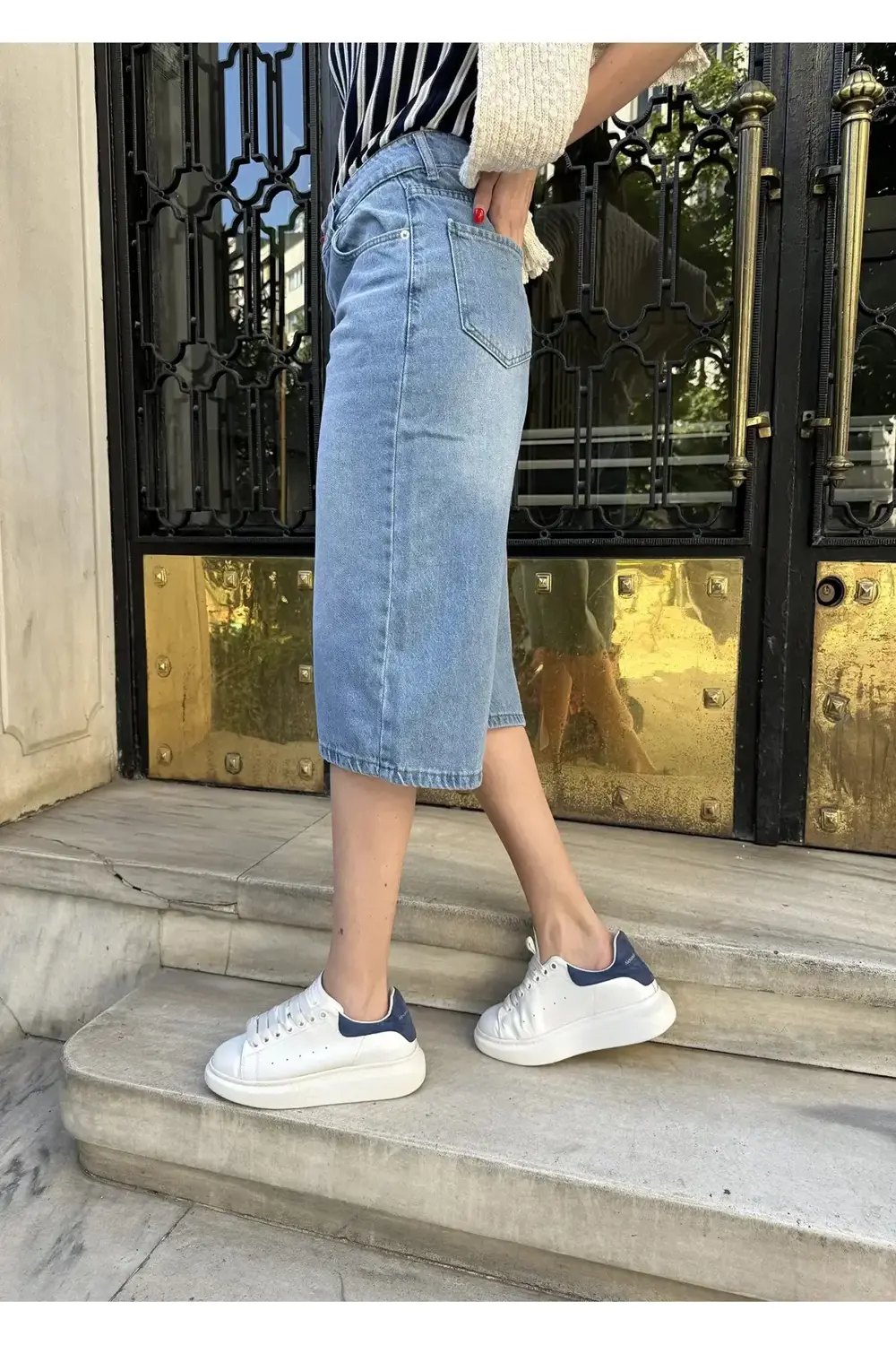 Efekt Yıkamalı Retro Bermuda Şort