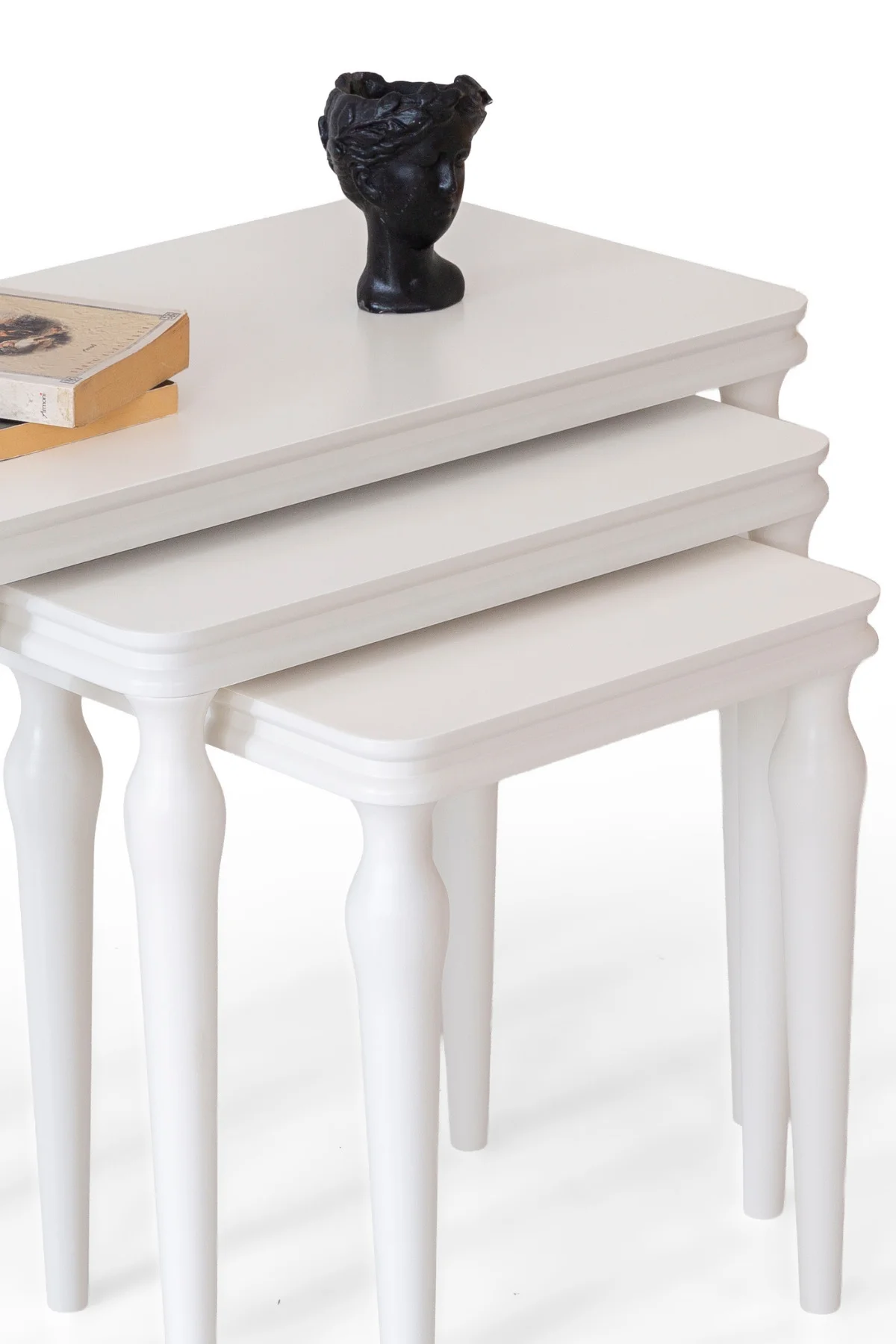 Efes Beyaz Ahşap Lake Boyalı 3’lü Zigon Sehpa Seti – Klasik Tasar