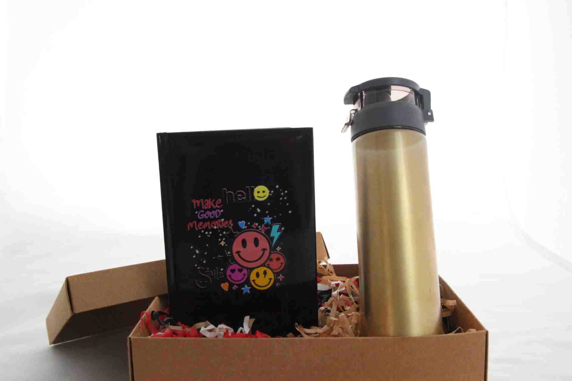 Eğlenceli Hediye Seti - Gold Termos ve Smile Defter Hediye Kutusu
