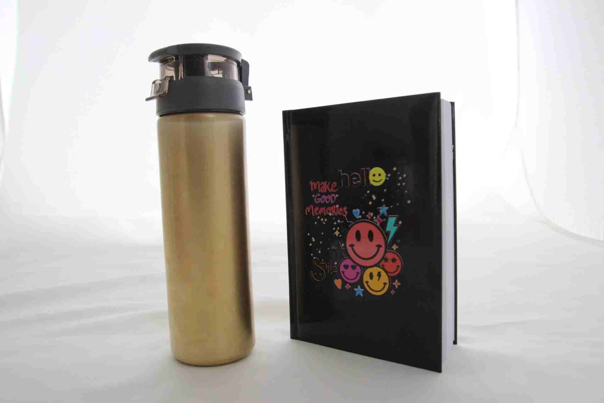 Eğlenceli Hediye Seti - Gold Termos ve Smile Defter Hediye Kutusu