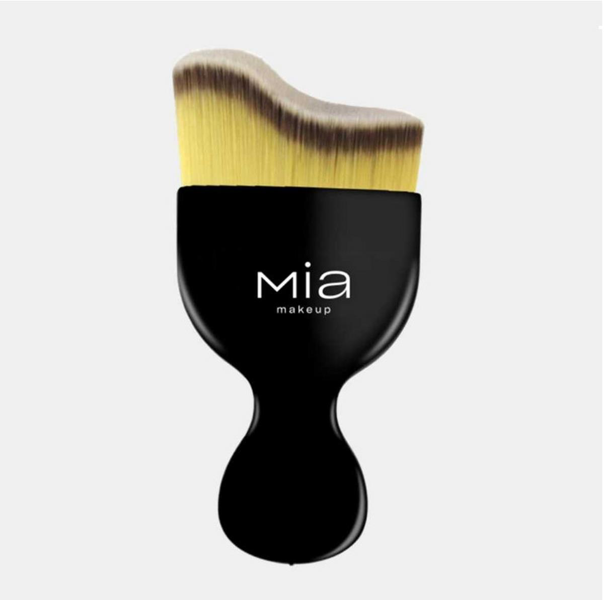 EĞRİ MAKYAJ FIRÇASI  CURVE BRUSH  MIA-PE024  656272162405        