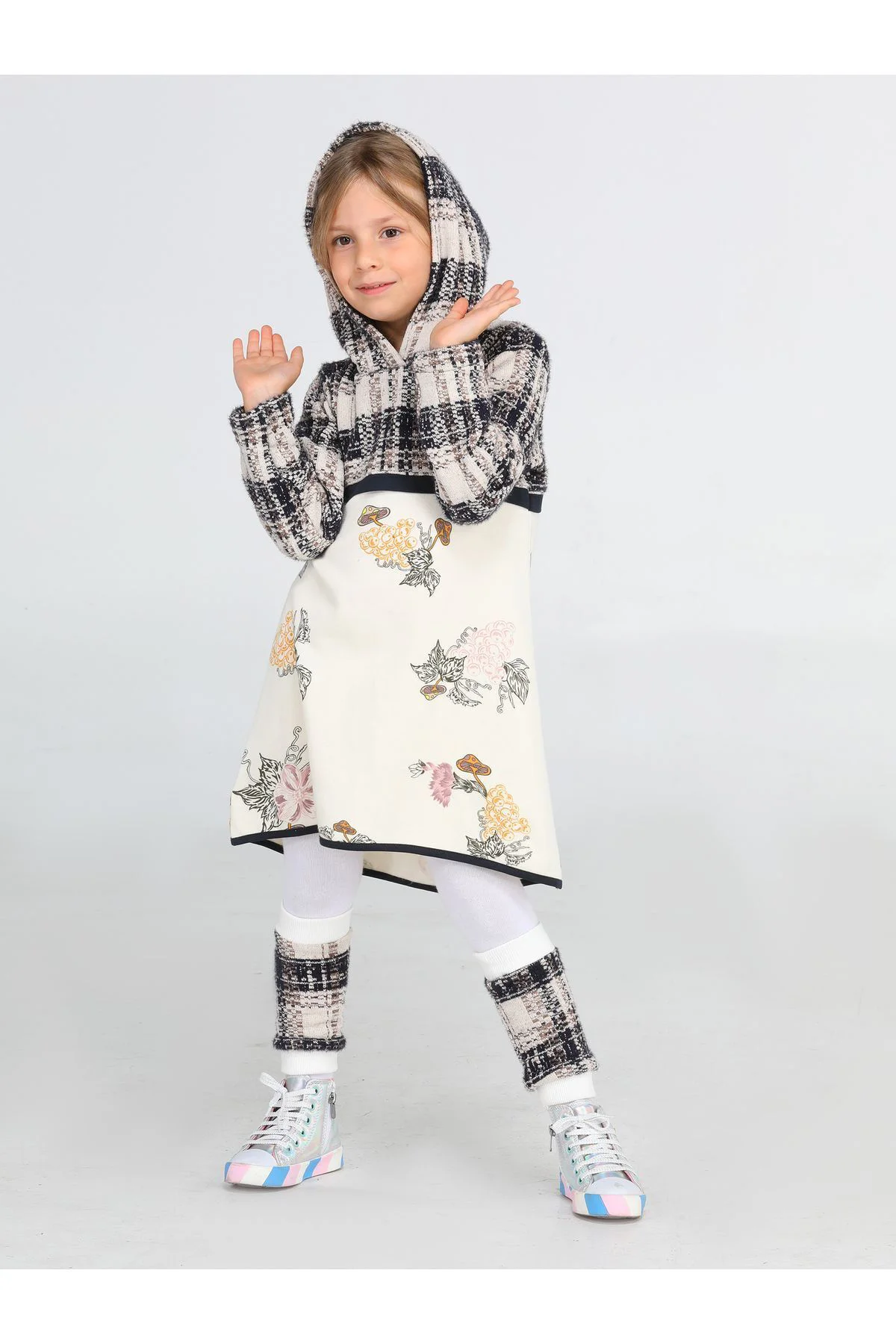 Ekose Baskılı Hoodie Kız Çocuk Elbise + Tozluk Takım Ekose Baskılı Hoodie Kız Çocuk Elbise + Tozluk Takım
