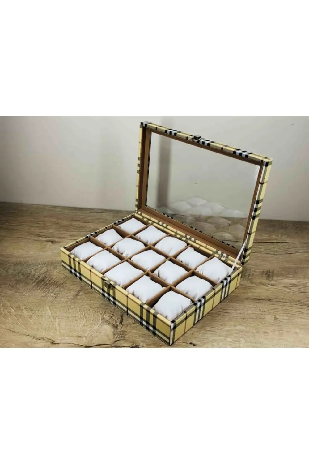 Ekoseli Sarı Yerli El İşi Üretim Büyük Boy Kol Saatleri İçin Takı