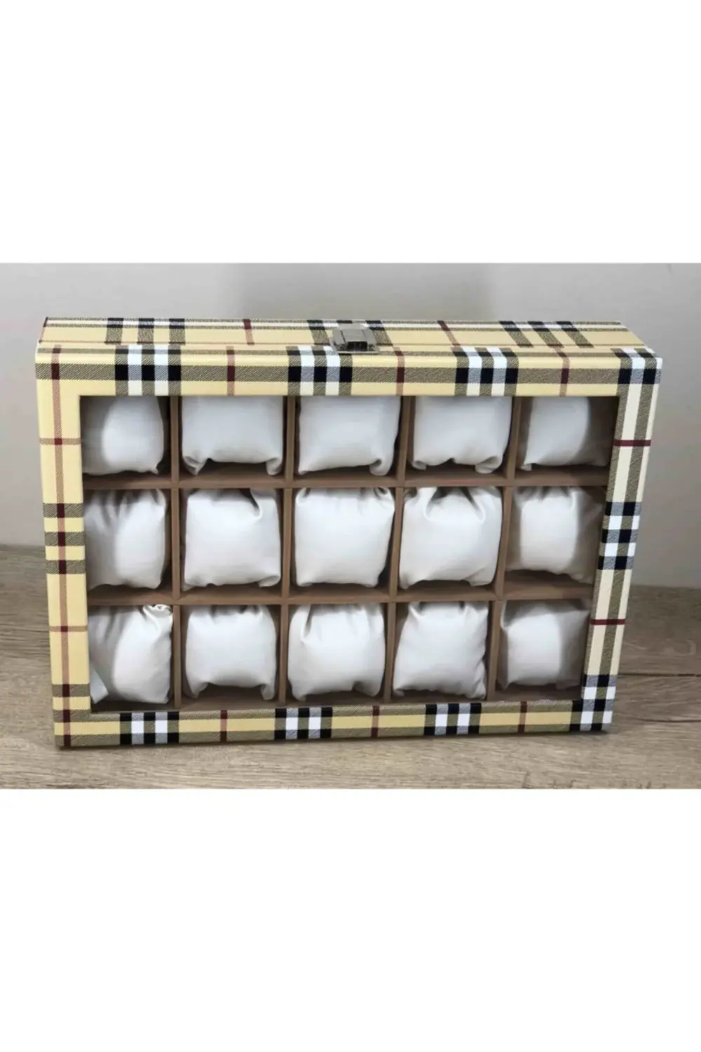 Ekoseli Sarı Yerli El İşi Üretim Büyük Boy Kol Saatleri İçin Takı