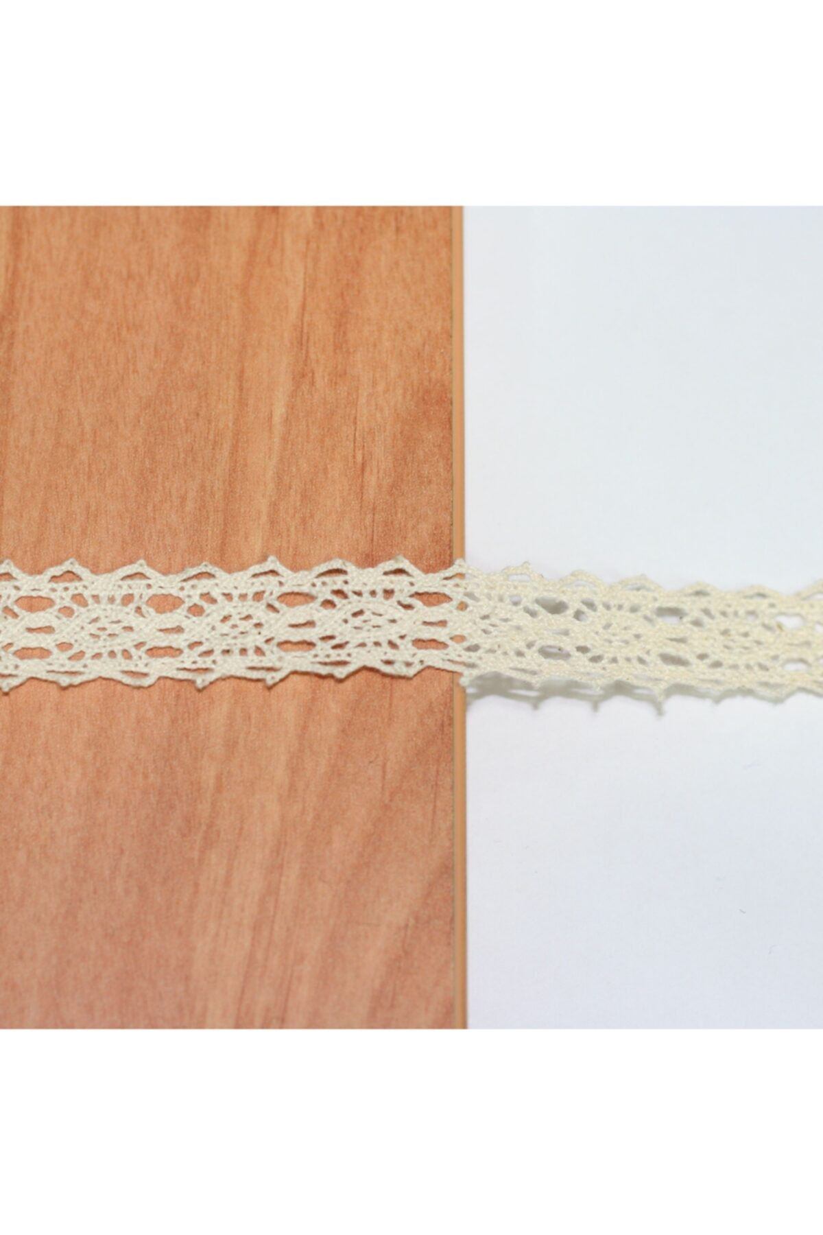 Tuhafiyecimiz Ekru Eninde Pamuk Ara Dantel