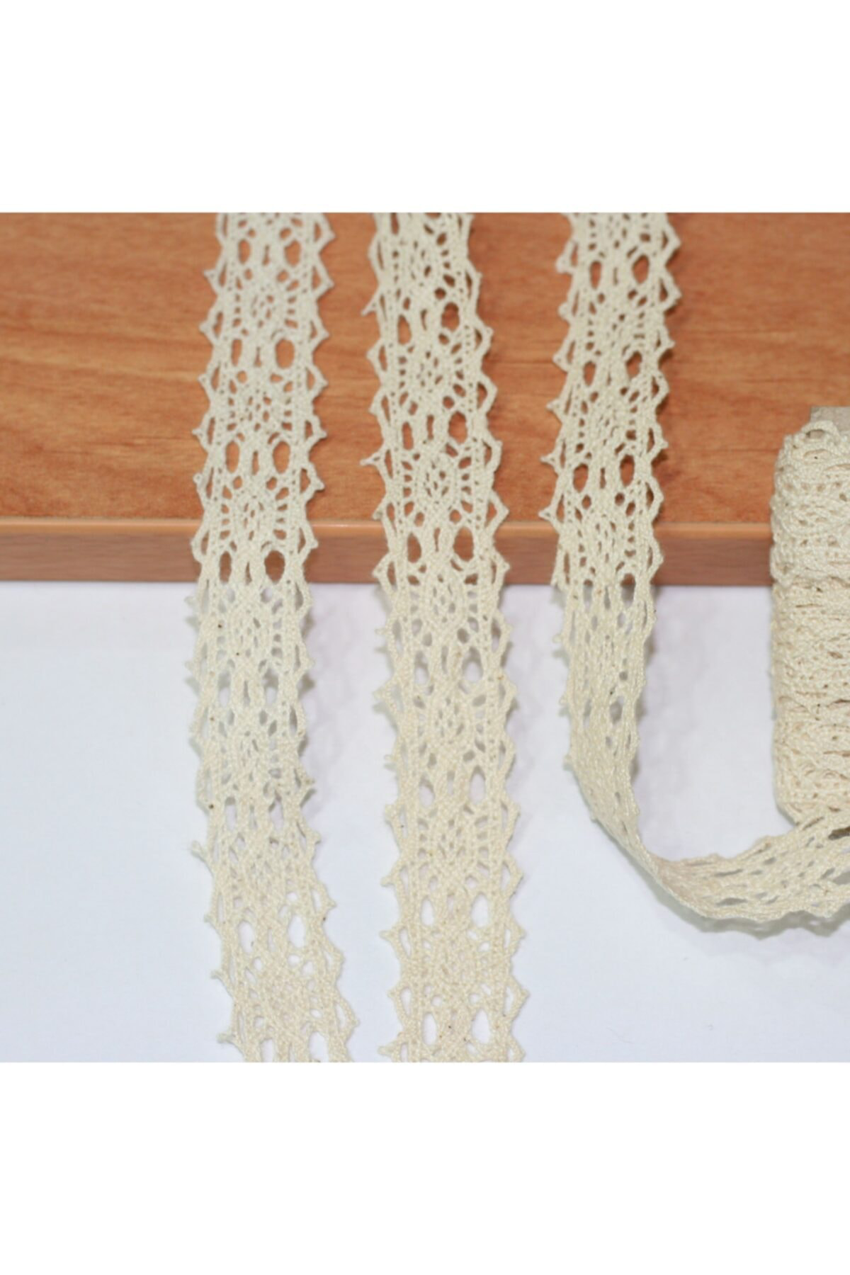 Tuhafiyecimiz Ekru Eninde Pamuk Ara Dantel