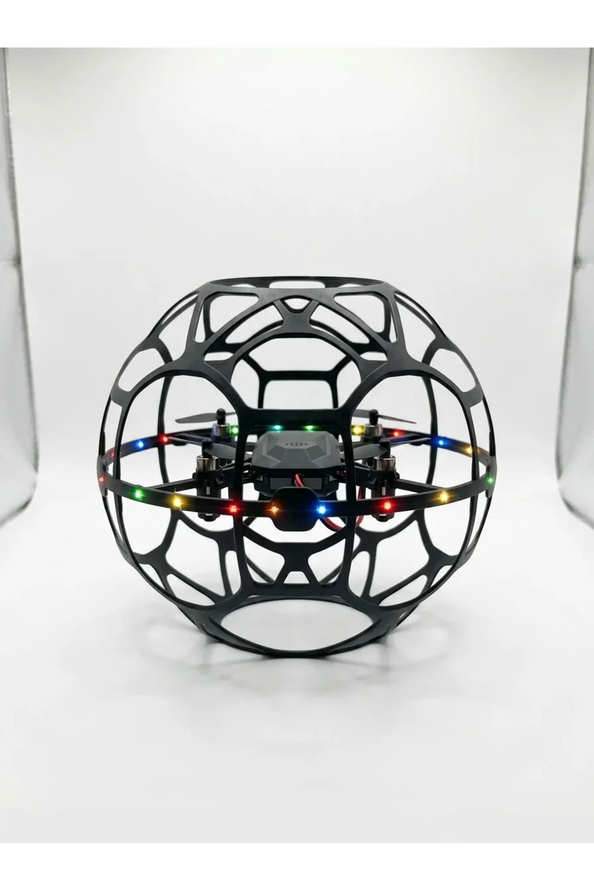 El Hareketi Kontrollü Futbol Topu Tasarımlı Drone LED Işıklı