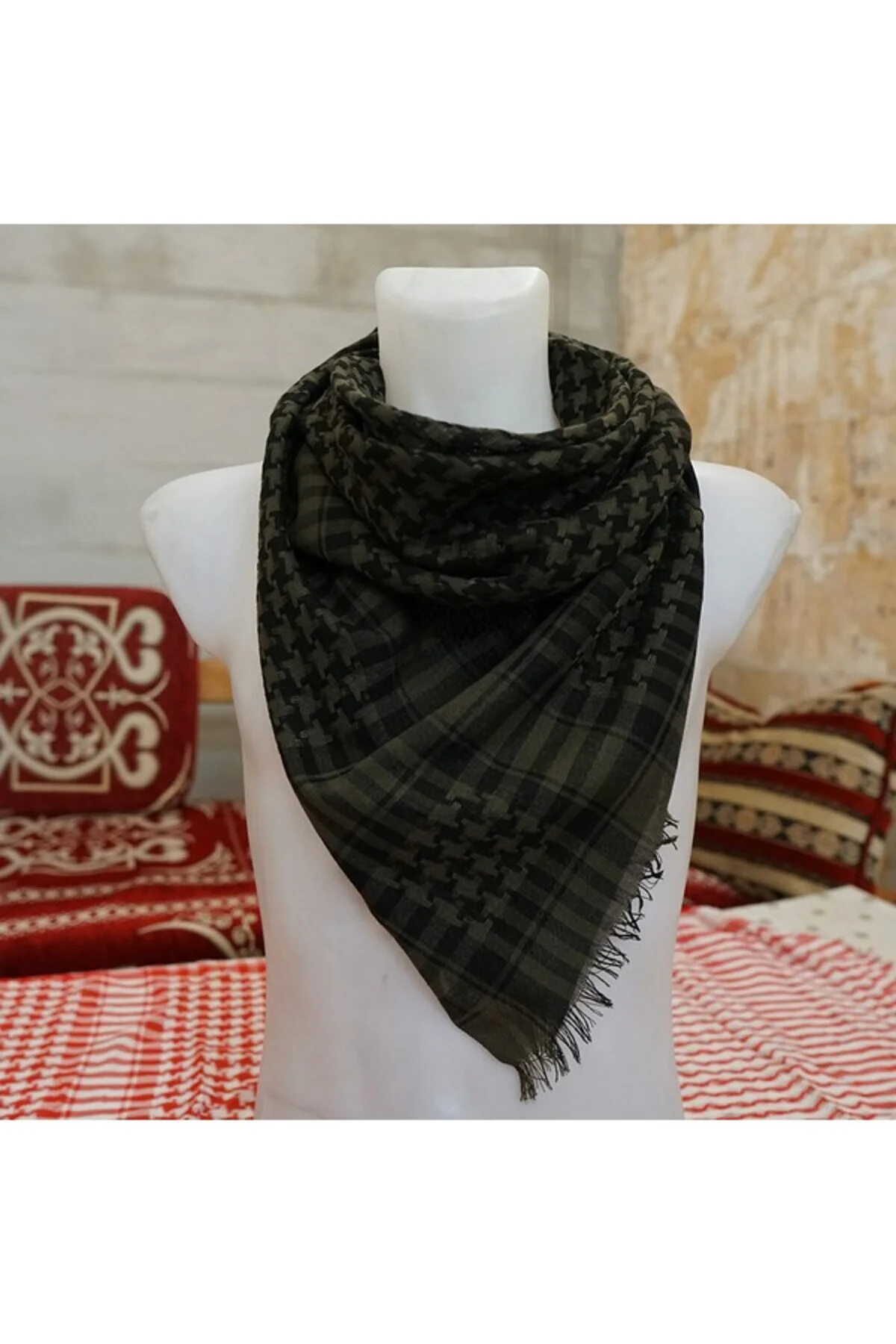 El Puşi Haki Yeşil Puşi