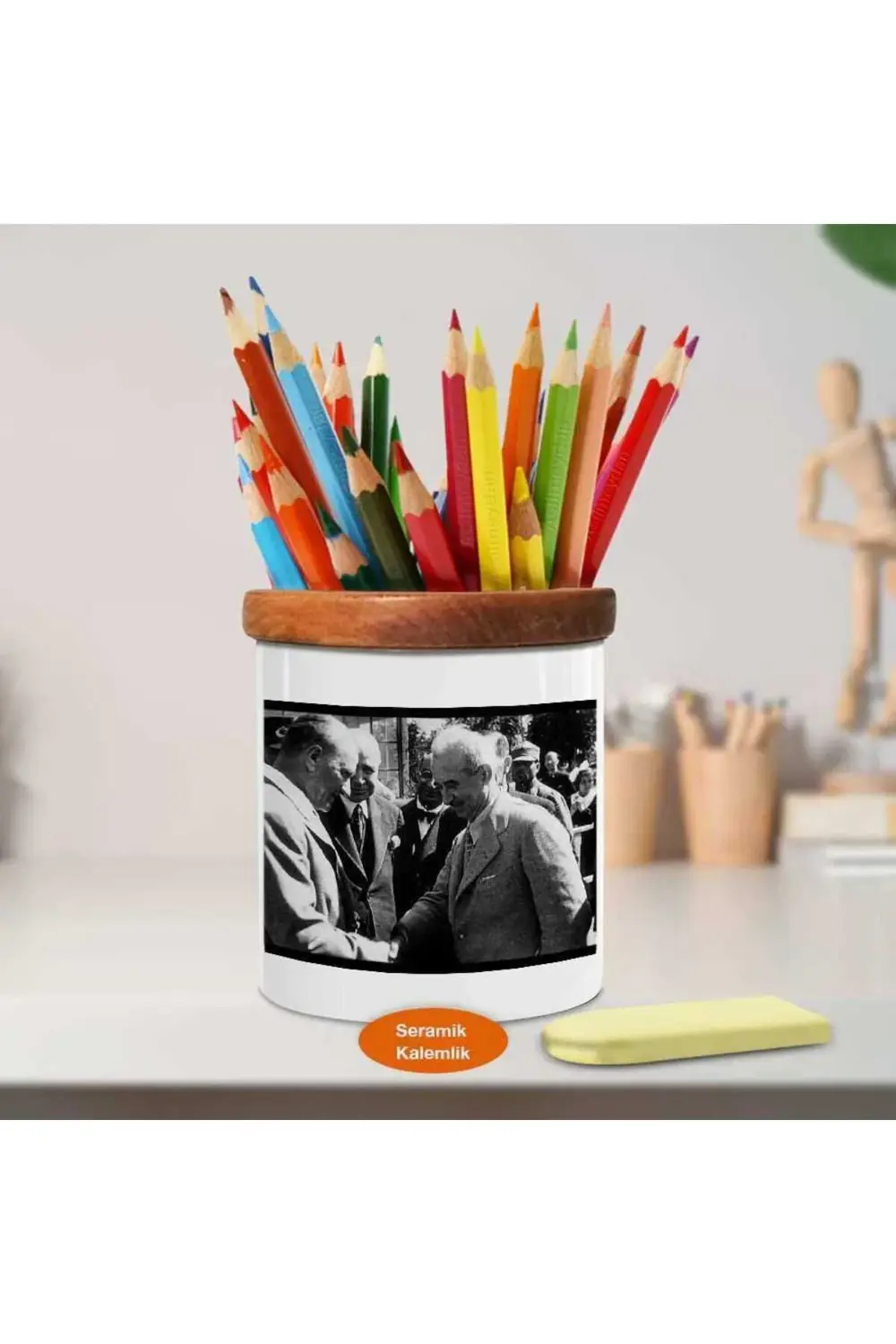 El Sıkışan Ismet Inönü Atatürk Ahşap Seramik Kalemlik -ata1164)
