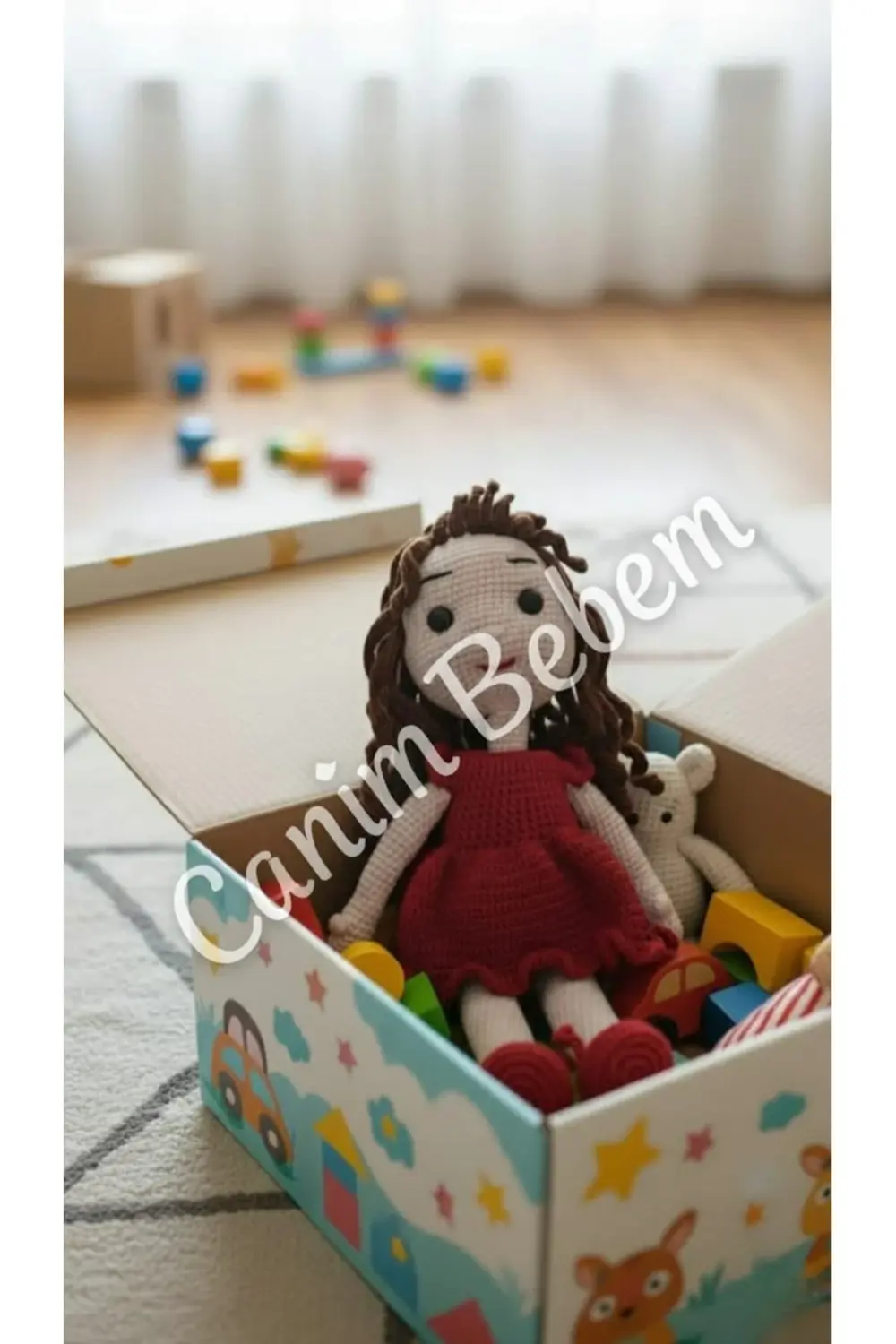 El Yapımı Amigurumi Bebek - Kırmızı Elbiseli Sevimli Oyun Arkadaş