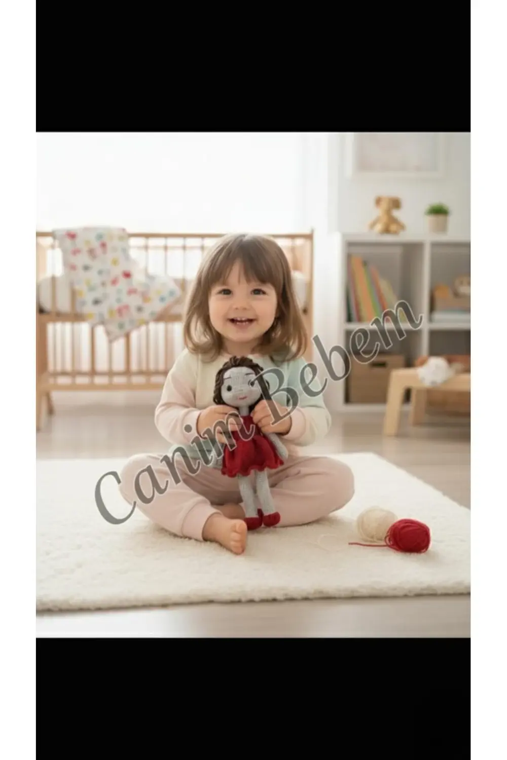 El Yapımı Amigurumi Bebek - Kırmızı Elbiseli Sevimli Oyun Arkadaş