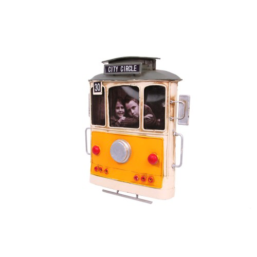 El Yapımı Tramvay Fotoğraf Çerçevesi El Yapımı Tramvay Fotoğraf Çerçevesi