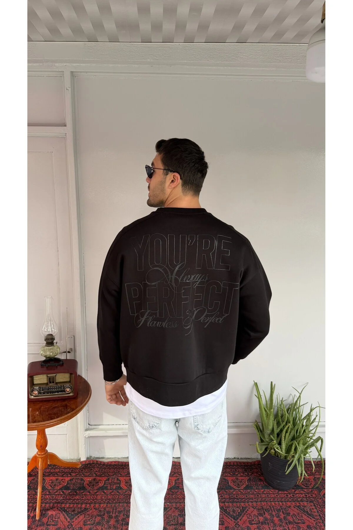 El Yazı Detay Şardonlu Oversize Sweat
