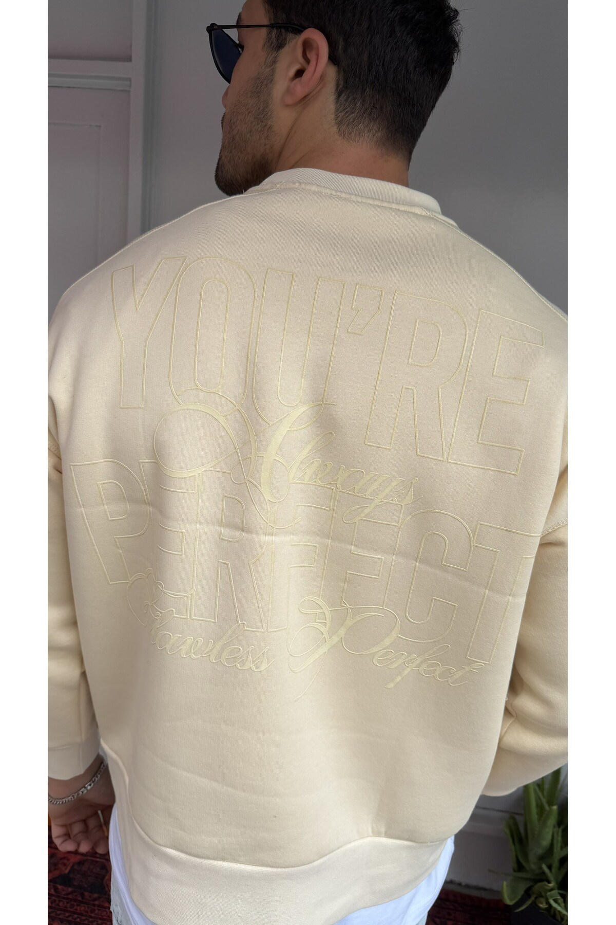 El Yazı Detay Şardonlu Oversize Sweat