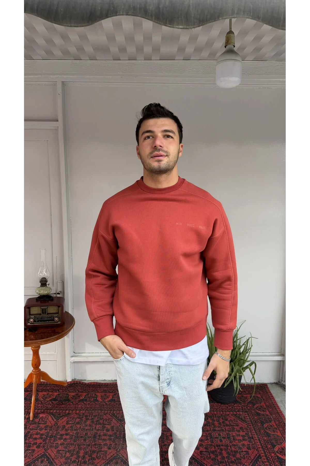 El Yazı Detay Şardonlu Oversize Sweat