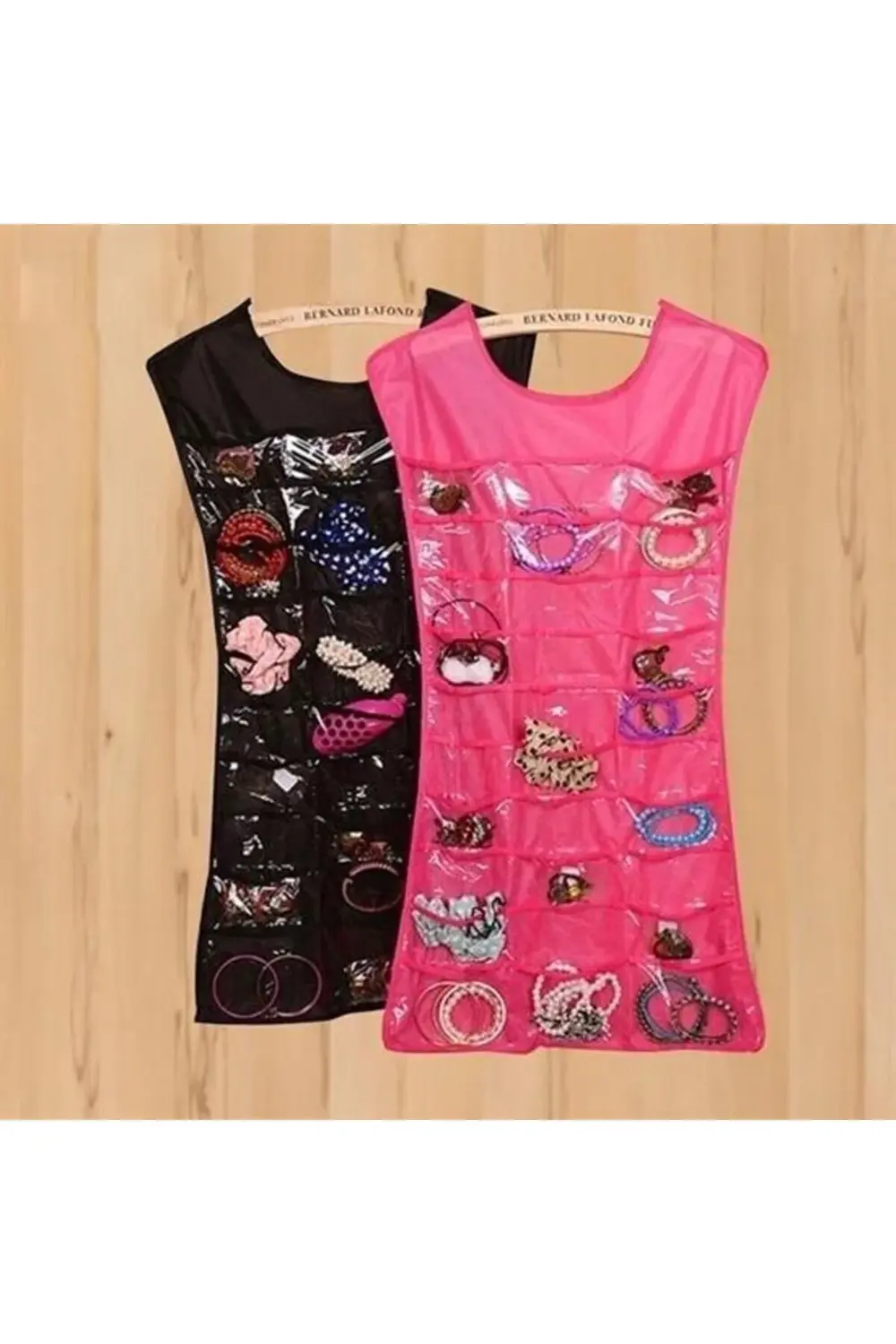 ® Elbise Şeklinde Takı Organizeri - Pembe ® Elbise Şeklinde Takı Organizeri - Pembe