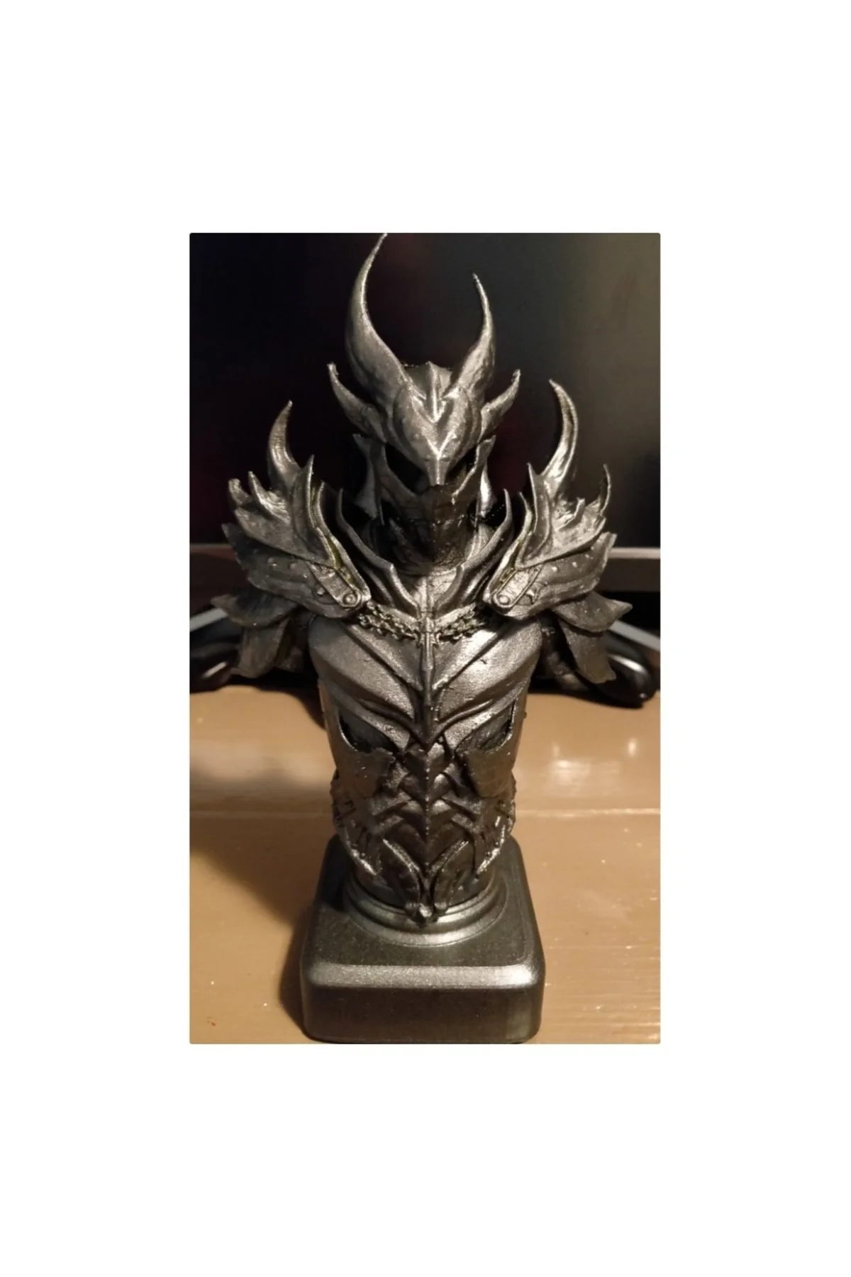 Elder Scrools Skyrim Daedric Armor Biblo 13cm Fiyatı, Yorumları ve Özellikleri