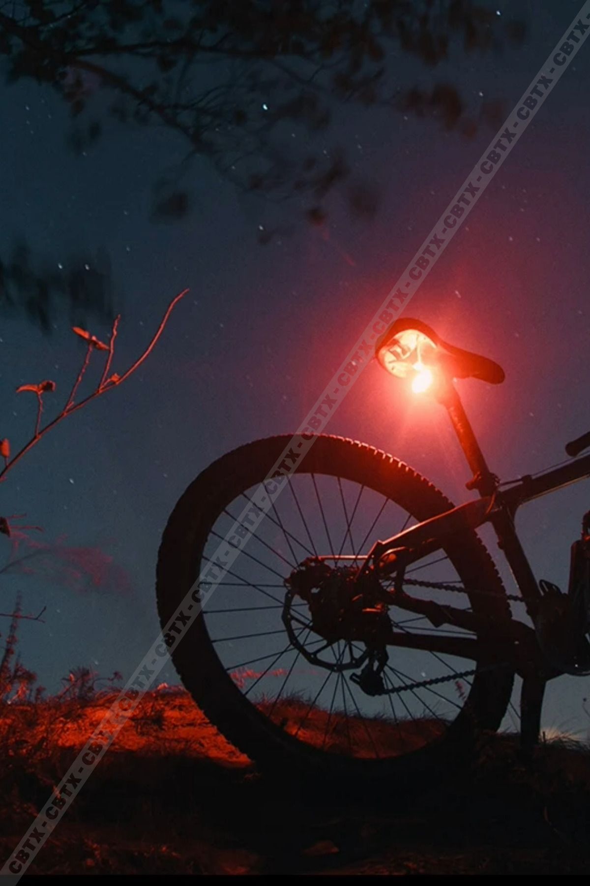 1 Company Eldrive Usb Şarj Edilebilir Led Bisiklet Far Ön İşık Kuyruk Lambası 1 Company Eldrive Usb Şarj Edilebilir Led Bisiklet Far Ön İşık Kuyruk Lambası