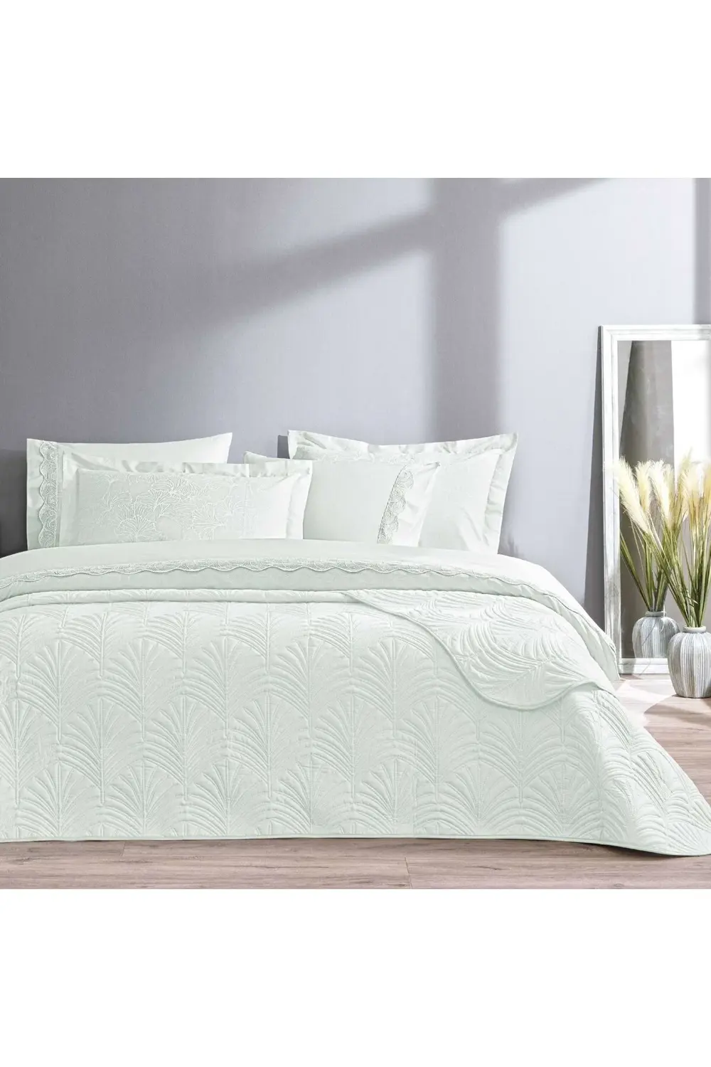 Eleanor Yatak Örtülü Çift Kişilik Nevresim Seti Mint