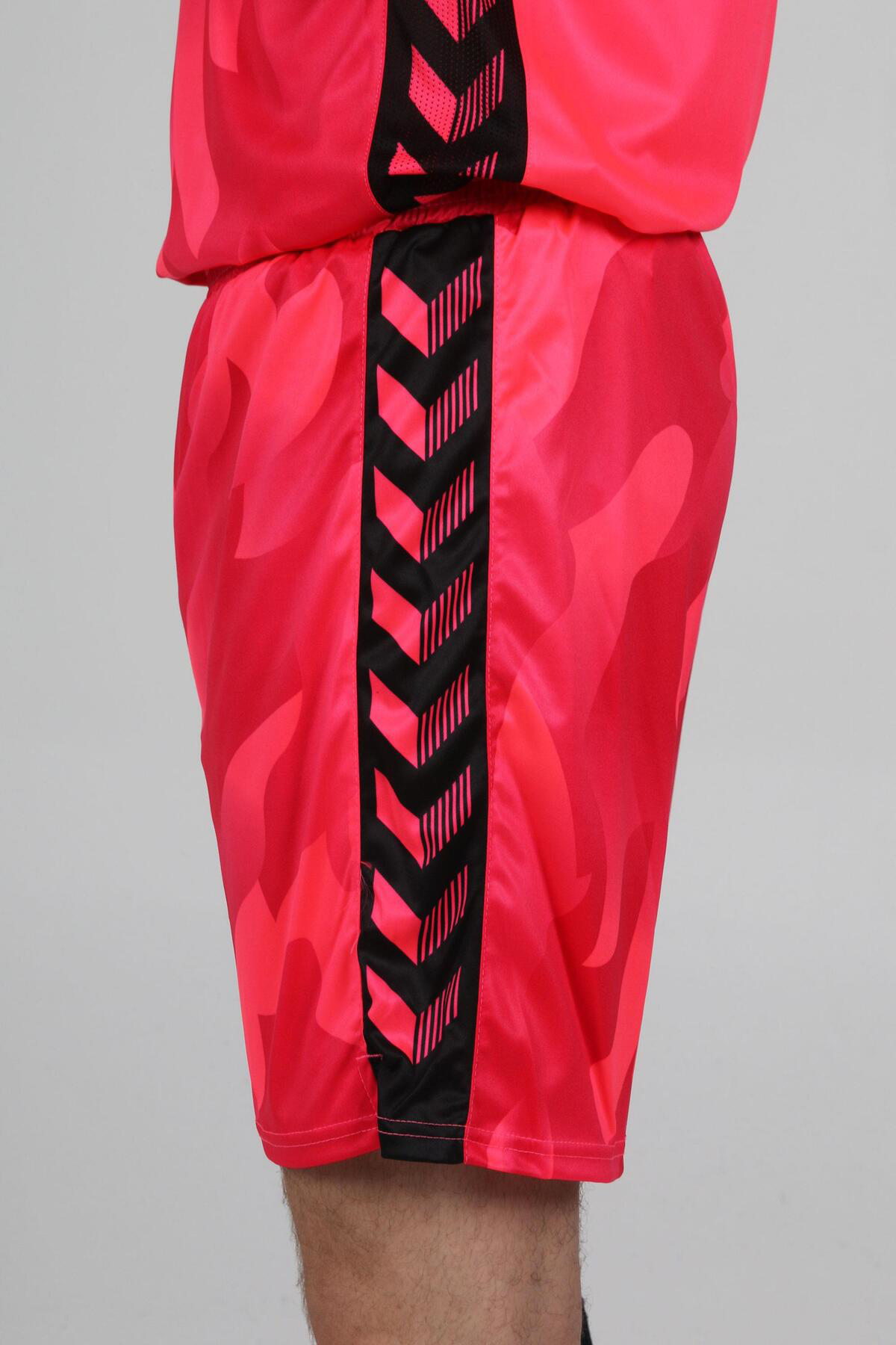 Hummel Elegance Profesyonel Kaleci Şortu Nar Çiçeği