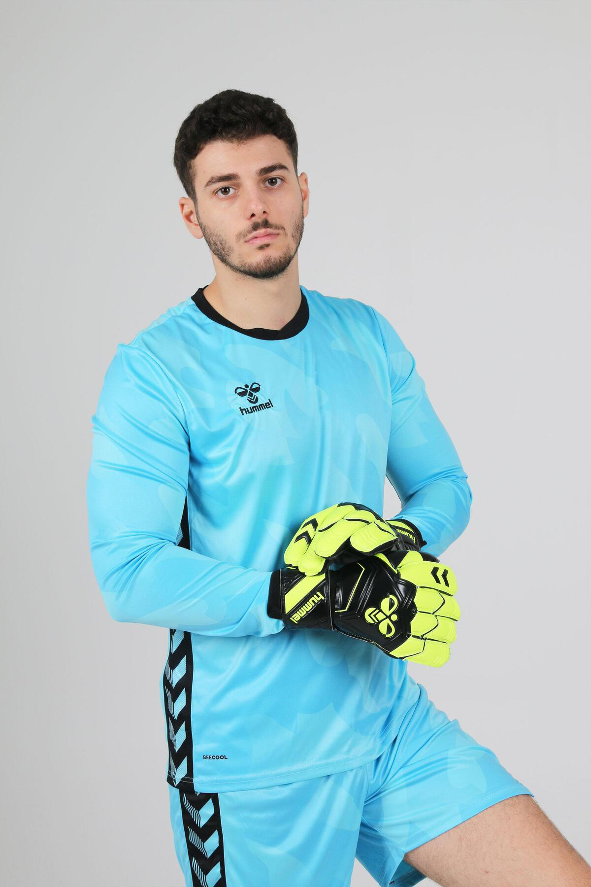 Hummel Elegance Profesyonel Kaleci Forması Buz Mavi