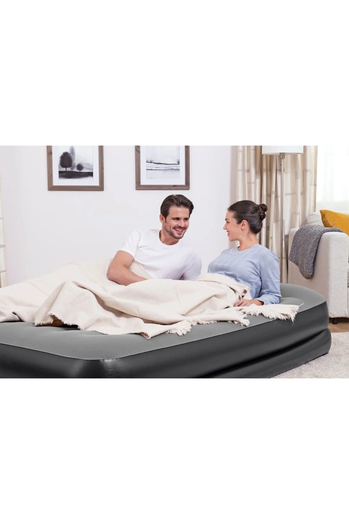 Elektronik Pompalı Çift Kişilik Şişme Yatak 203cmx152cmx46cm (ev Tipi) Elektronik Pompalı Çift Kişilik Şişme Yatak 203cmx152cmx46cm (ev Tipi)