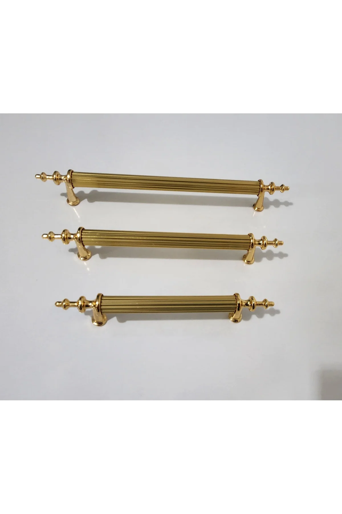 Elif Kulp ( 128 Mm ) Metal Vidalı. Dolap,şifonyer,ünite,komidin,mutfak Dolabı,vestiyer Altın Renk
