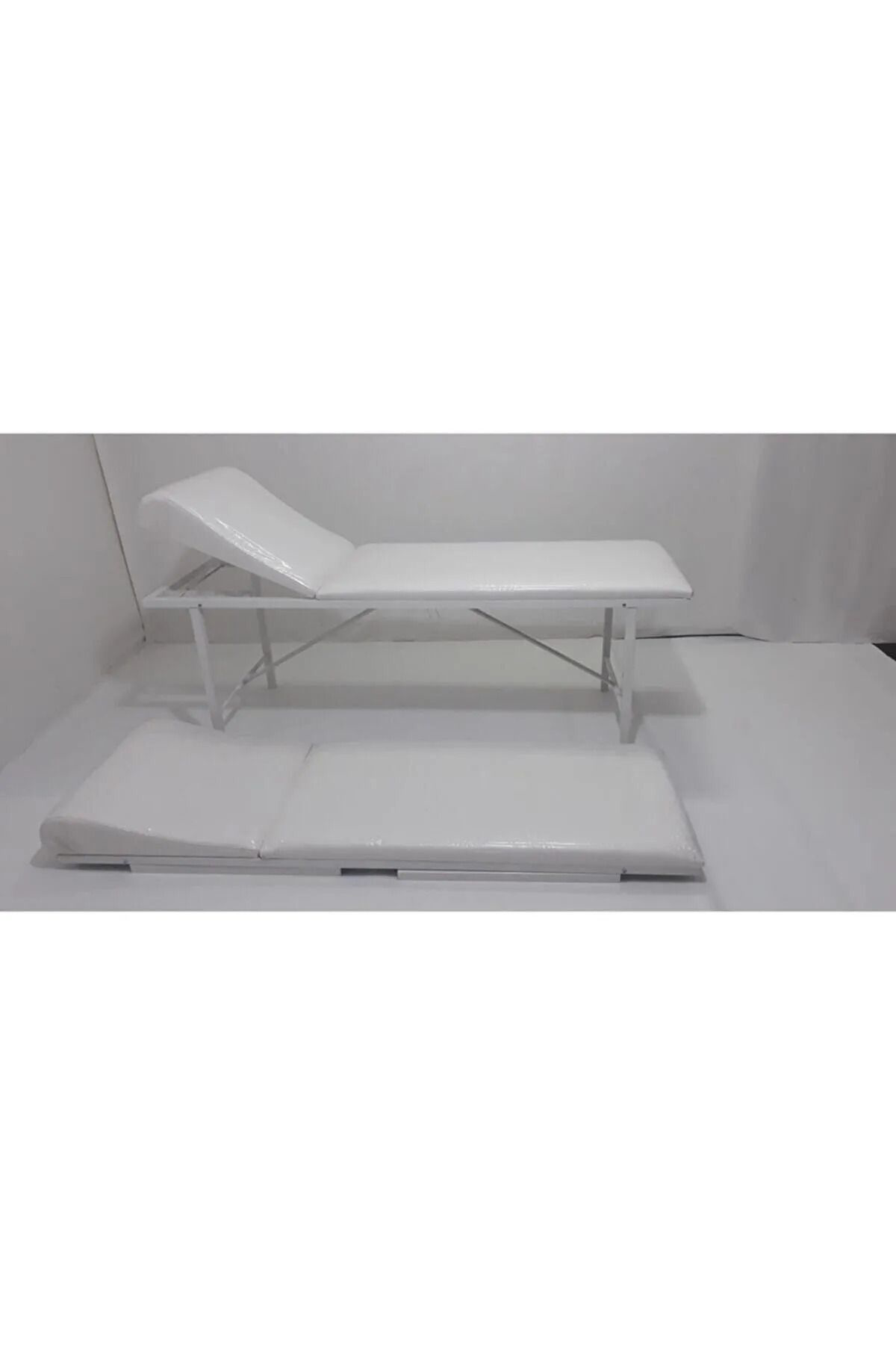 Emir Elitgrup Medikal Muayene Masasi -Ayaklari Katlanabilir Hasta Sedy