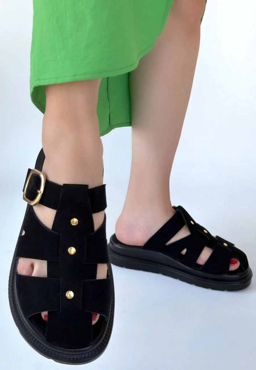 Ellia Siyah Süet Tokalı Terlik Ellia Siyah Süet Tokalı Terlik