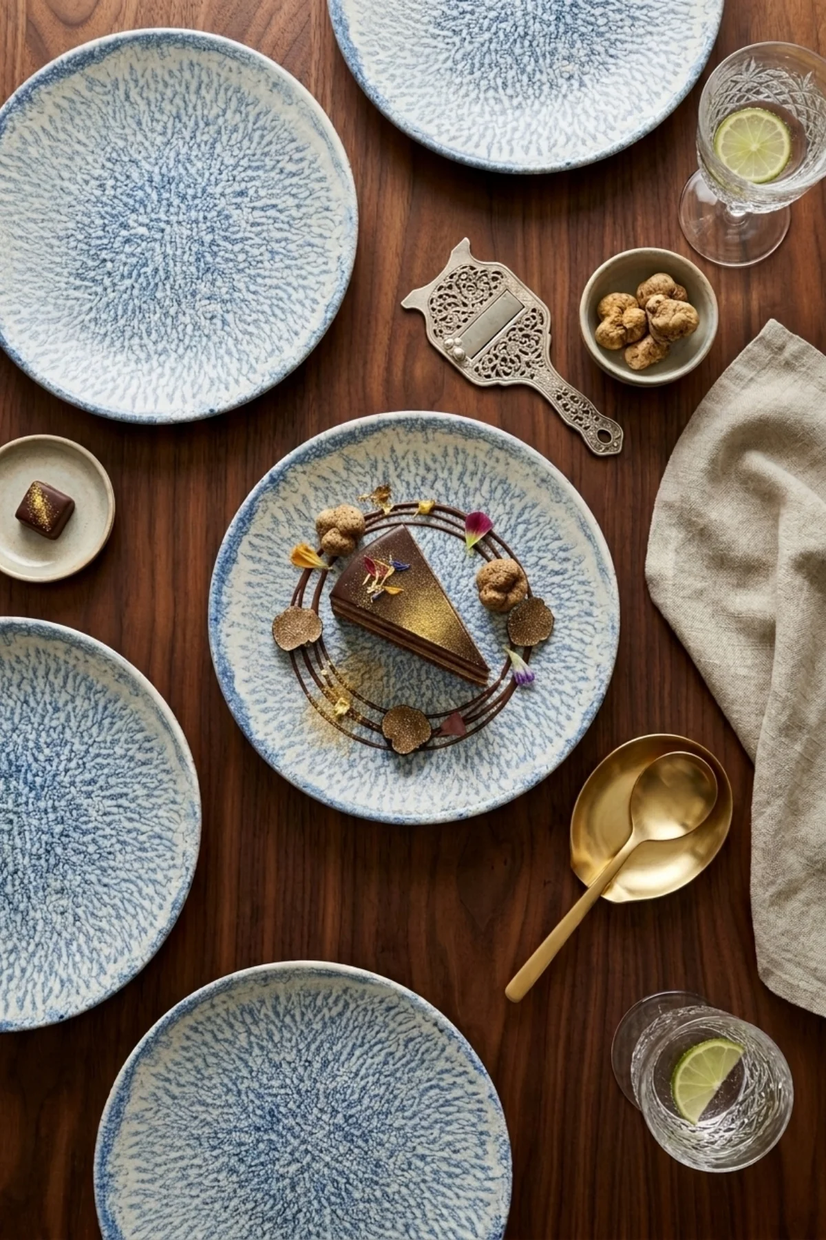 Elygon Pergamon Mavi 20cm 6 Adet Pasta Sunum Tabağı Profesyonel H