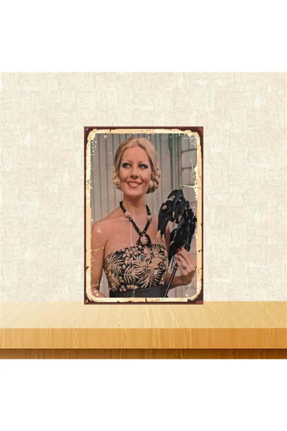 Emel Sayın 20-30 cm Retro Ahşap Poster Tkfx3875