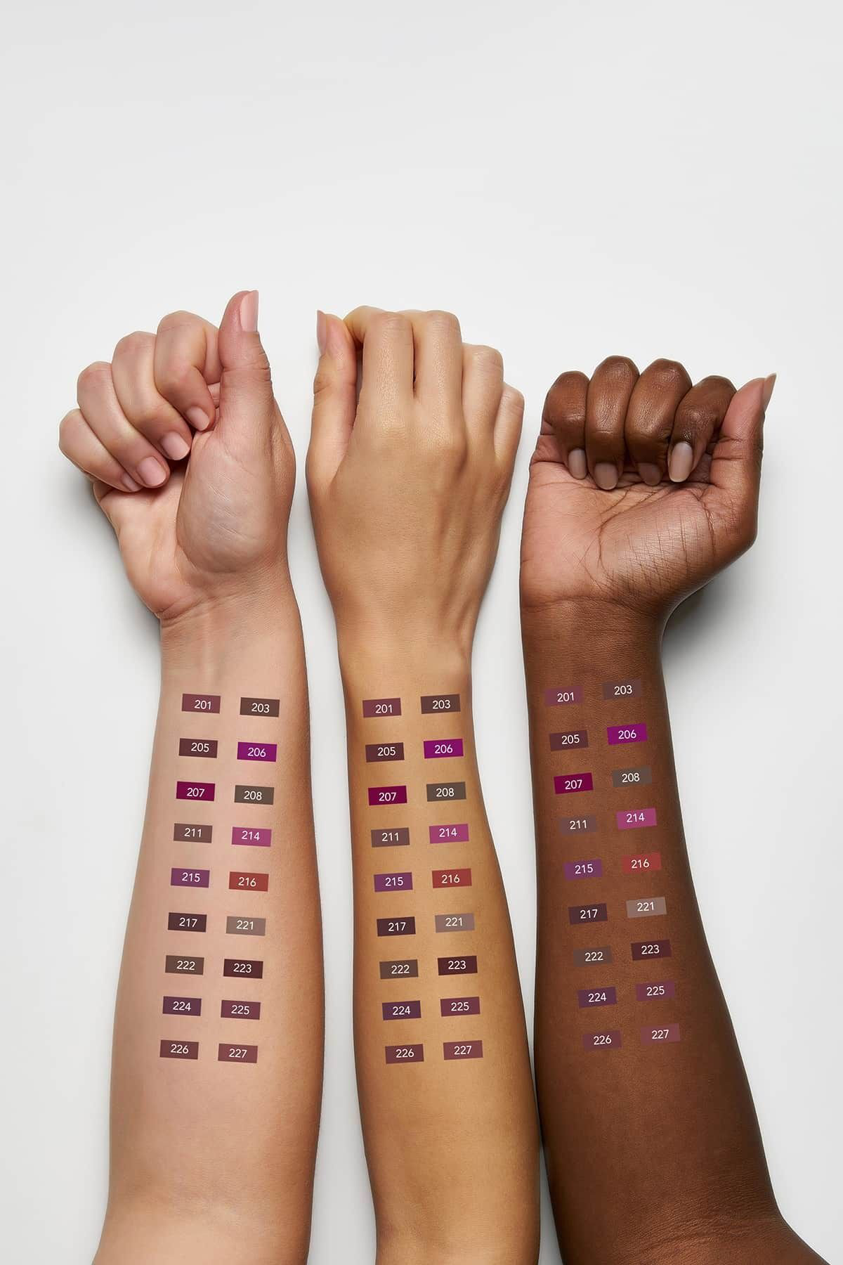 EMİLY DUDAK KALEMİ 203-