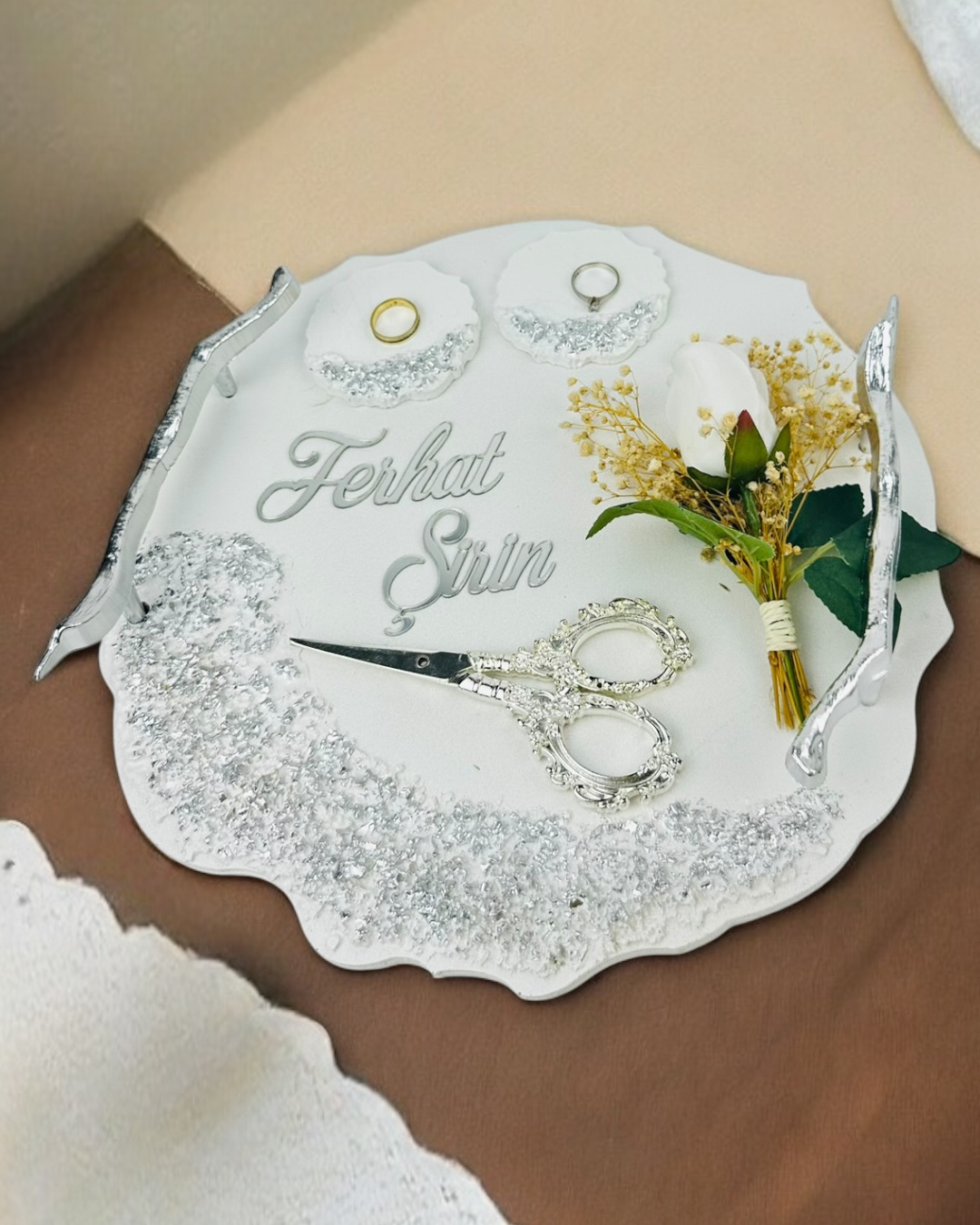 Enchant Gümüş Polyester Söz Tepsisi