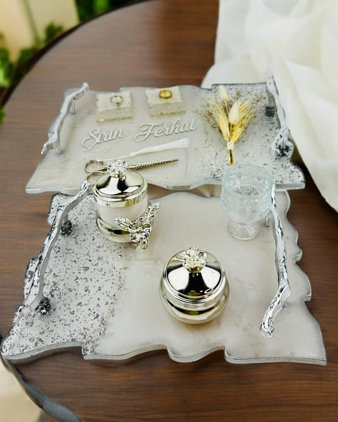 Cyzhome  Enchant Gümüş Polyester Söz Tepsisi Ve Damat Kahve Fincan Tepsis